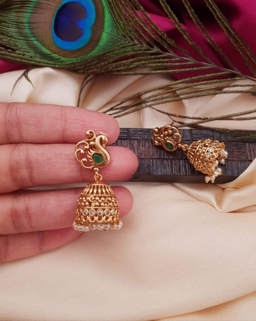 Kundan Jhumkas g10399