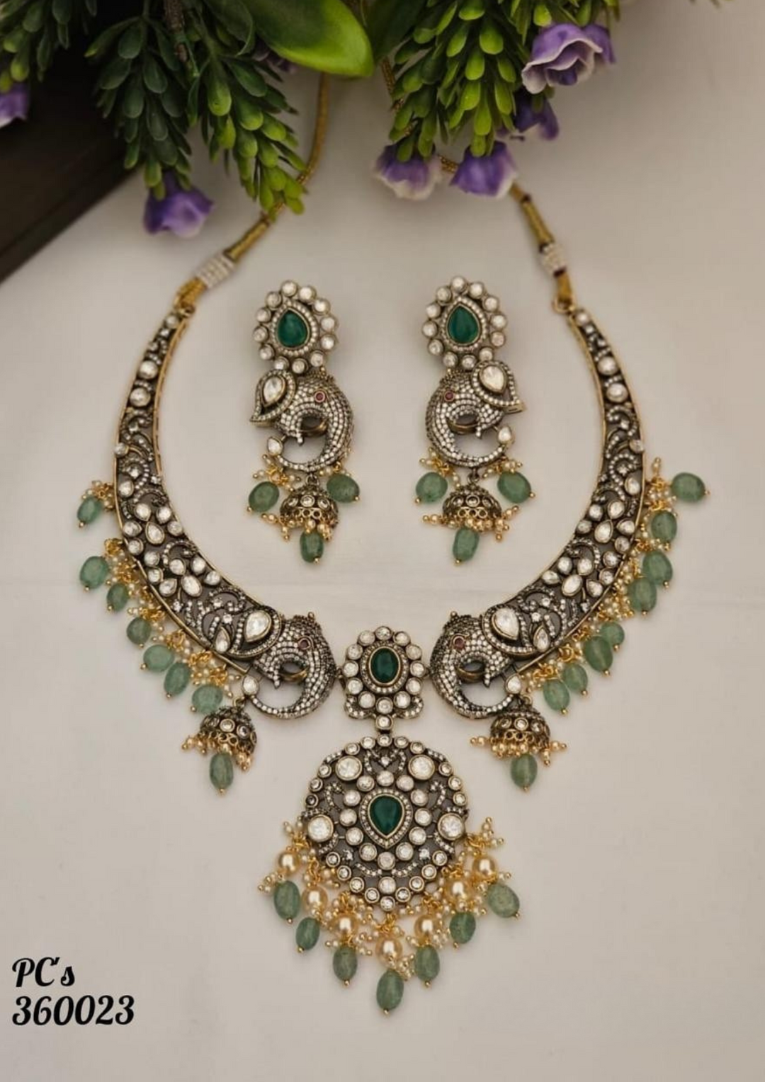 Victorian jewelry necklace with earrings pcs 360023