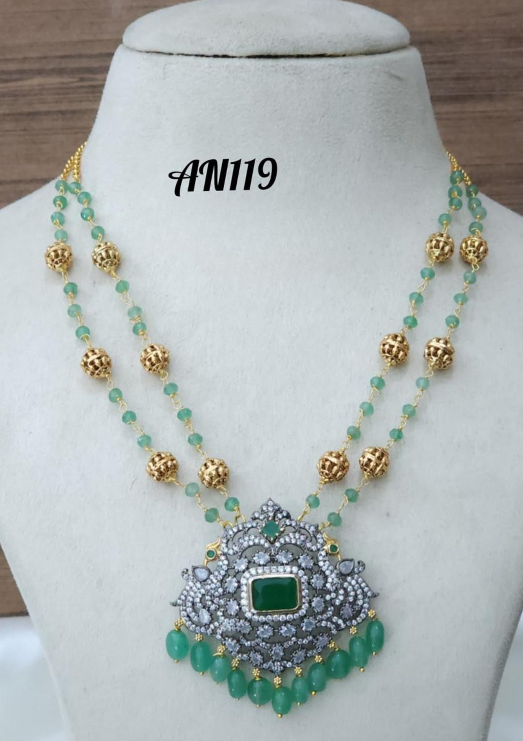 Kundan and beads necklace AN 119