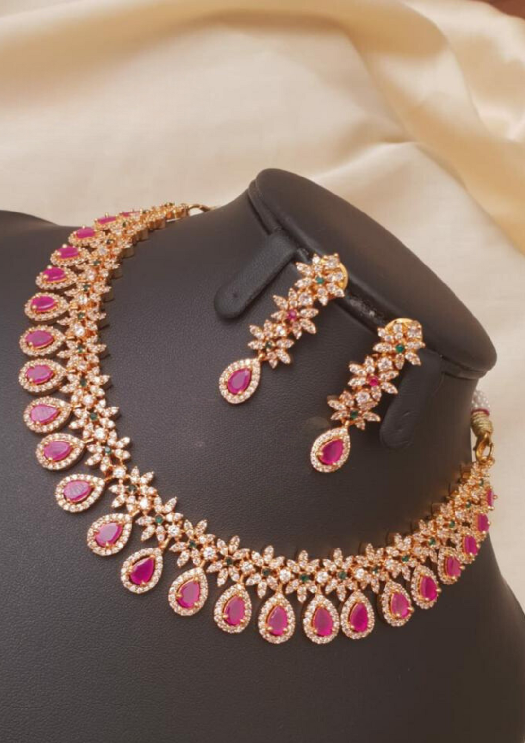 Kundan and beads necklace set with earrings ssg 101400