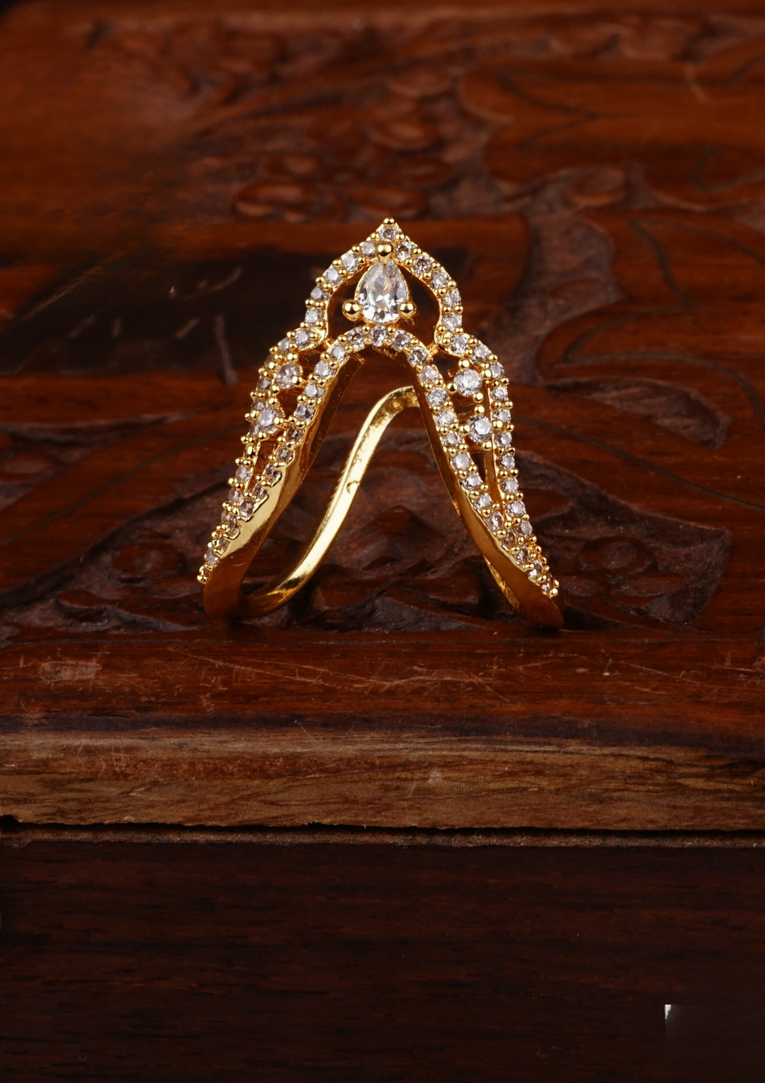 Kundan stone gold finish ring c102020