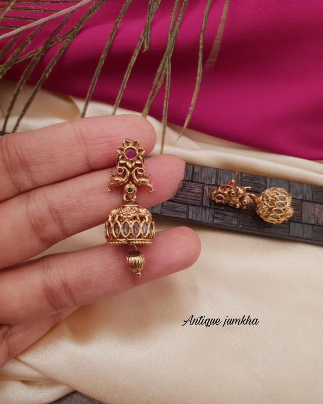 Kundan Jhumkas g10360