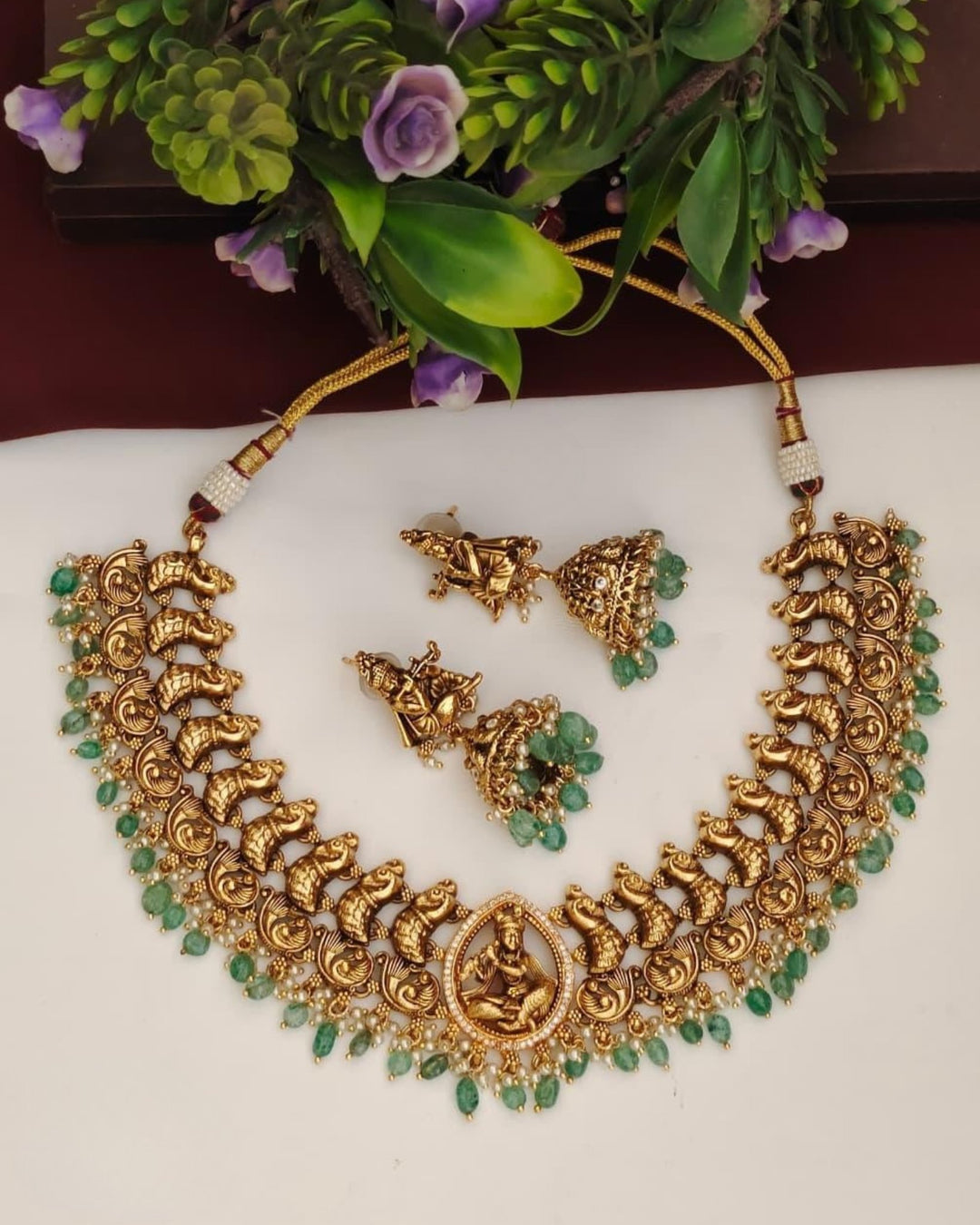 Kundan Temple Necklace with Earrings s 520084