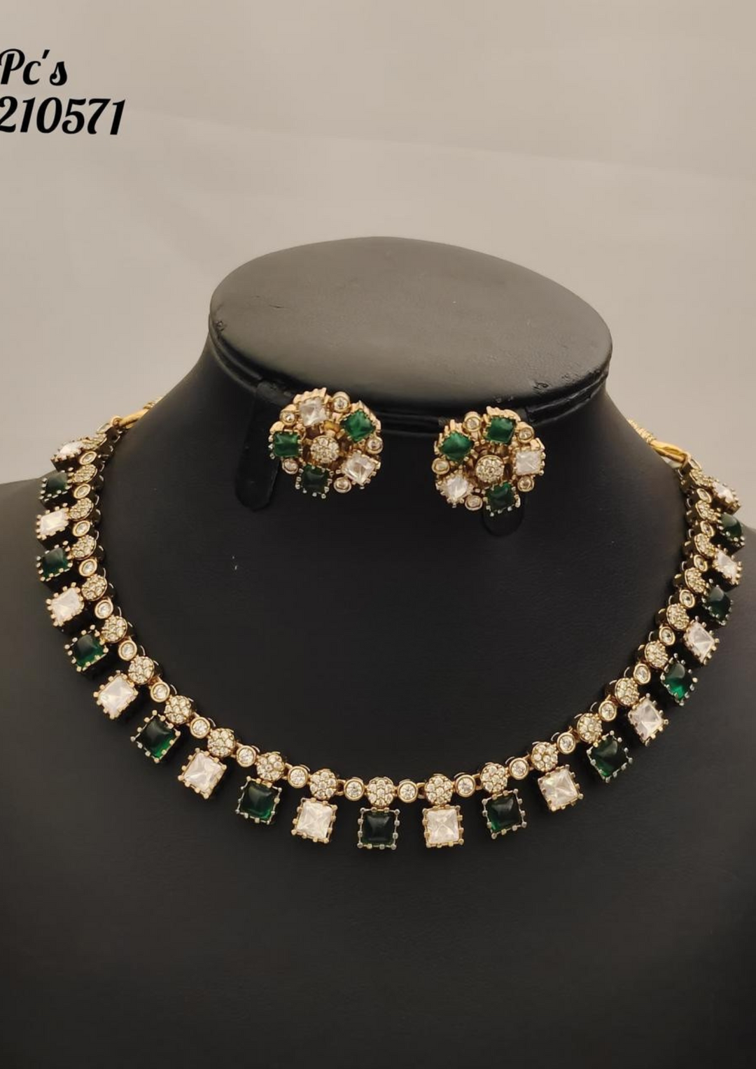 Kundan stone necklace with earrings pcs 210571