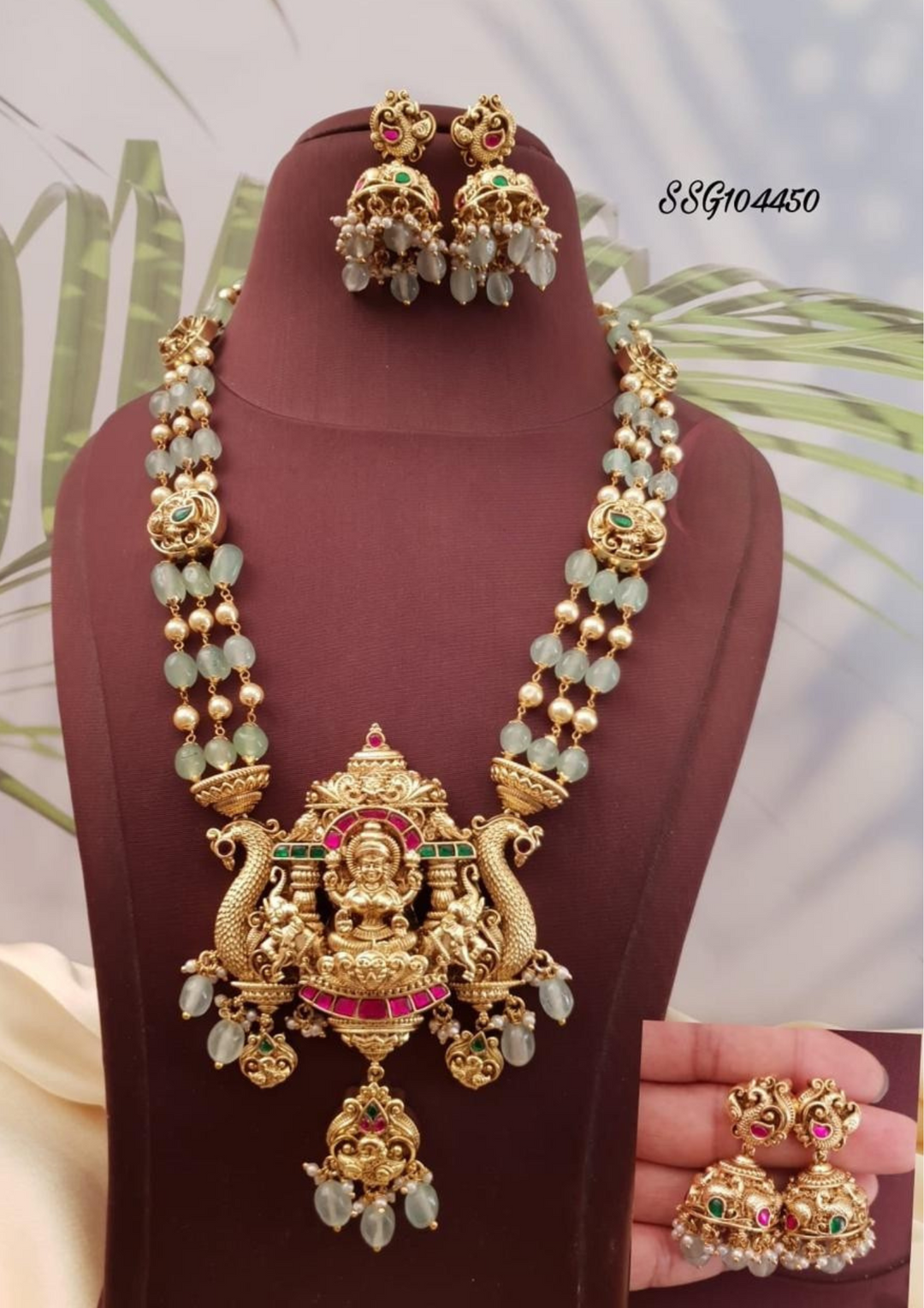 Kundan and beads temple jewelry necklace with earrings ssg 104450