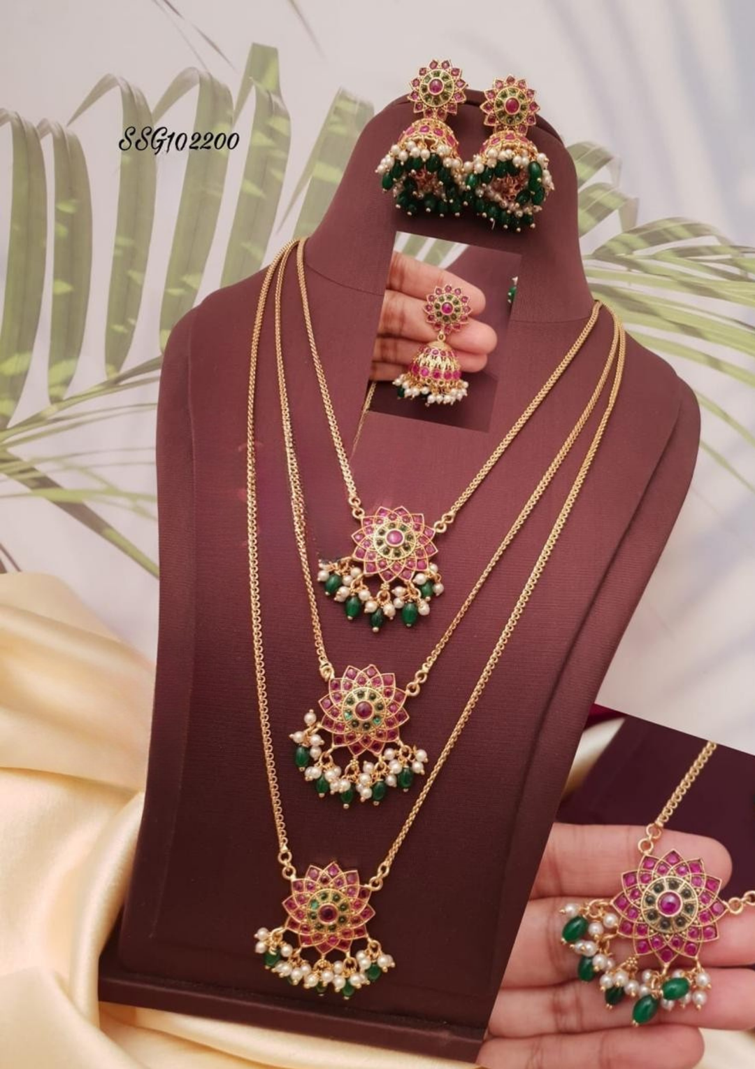 Kundan and beads necklace with earrings ssg 102200