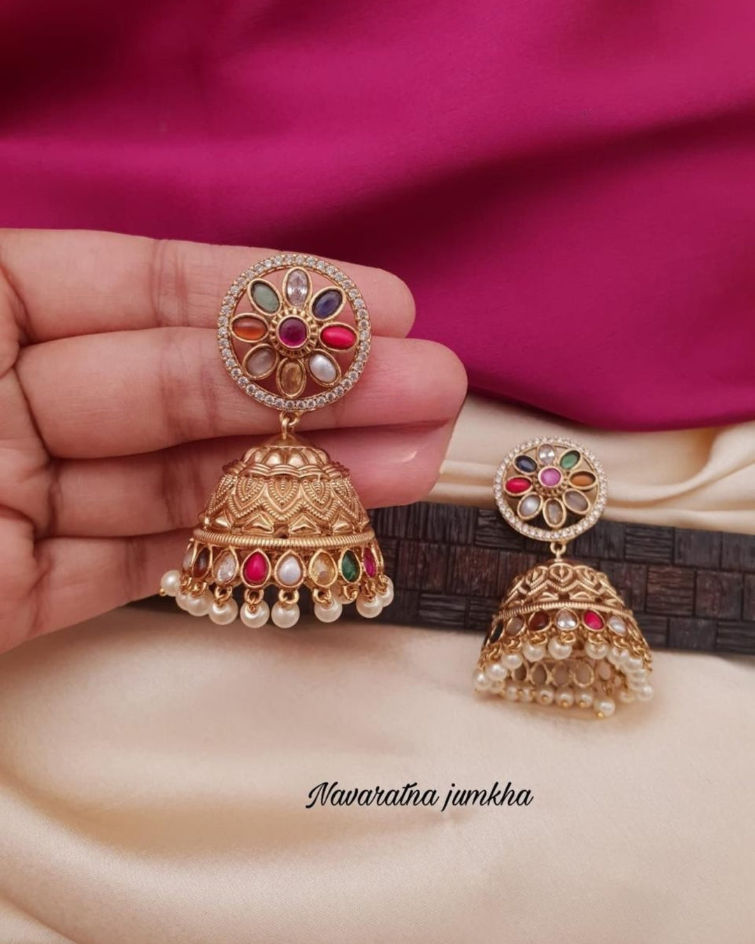 Kundan Jhumkas g101050