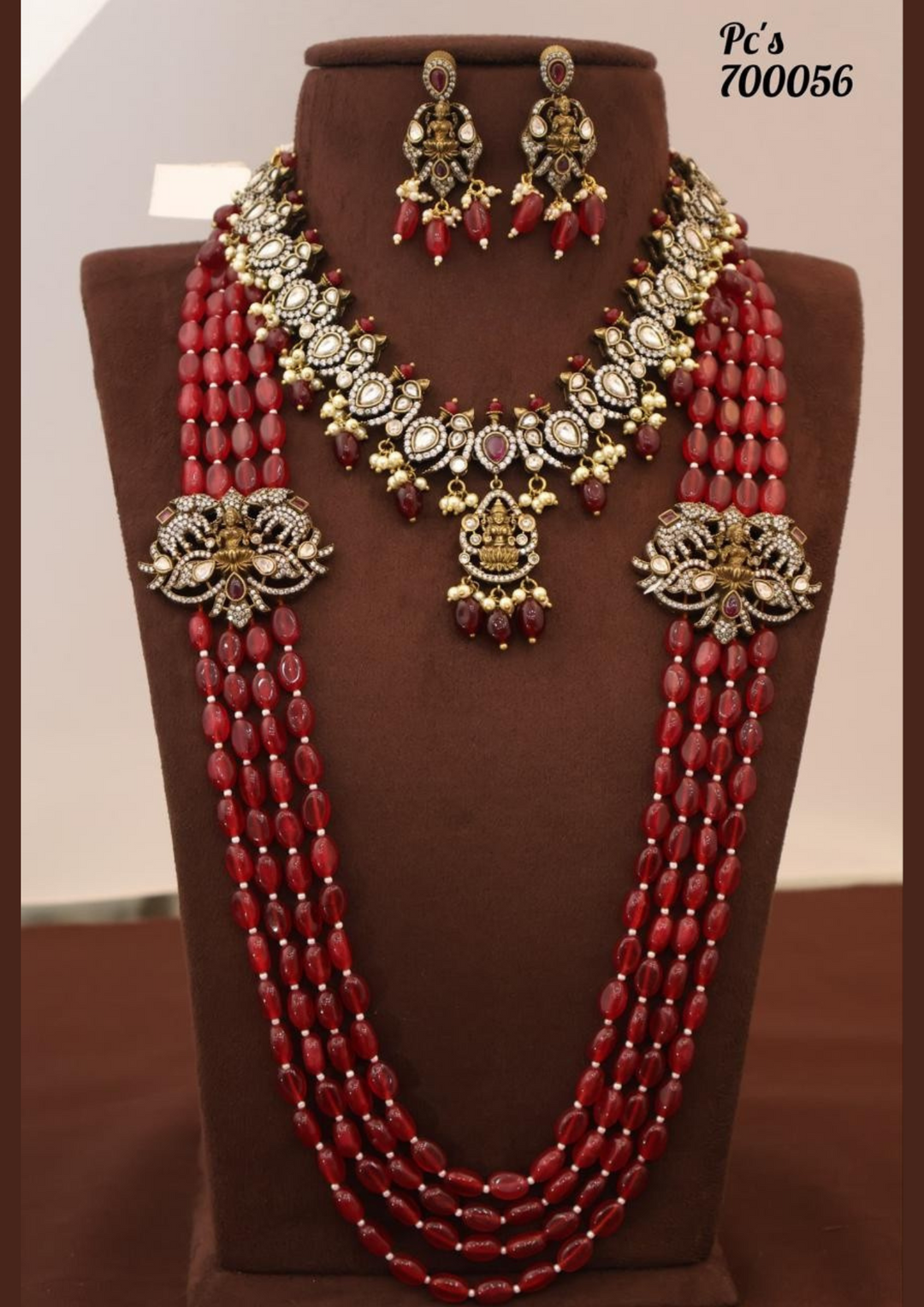 Kundan and beads temple jewelry necklace with earrings pcs 700056