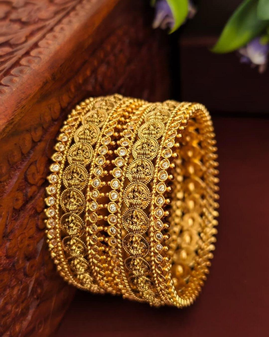 Kundan Temple Bangles s 130099 (set of 2)