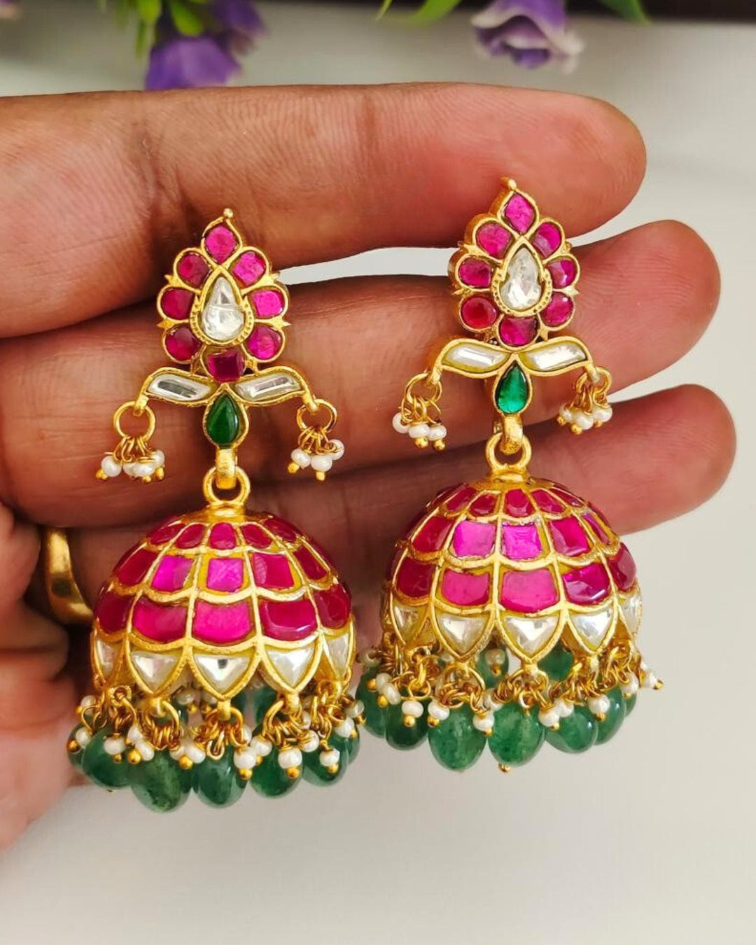 Jadau kundan and beads earrings s390053