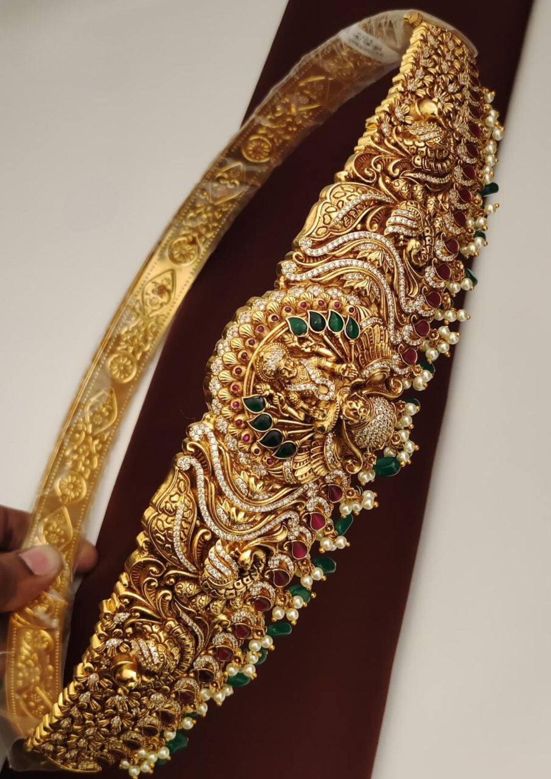 Kundan and beads temple jewellery hipbelt (vaddanam) pcs 520084