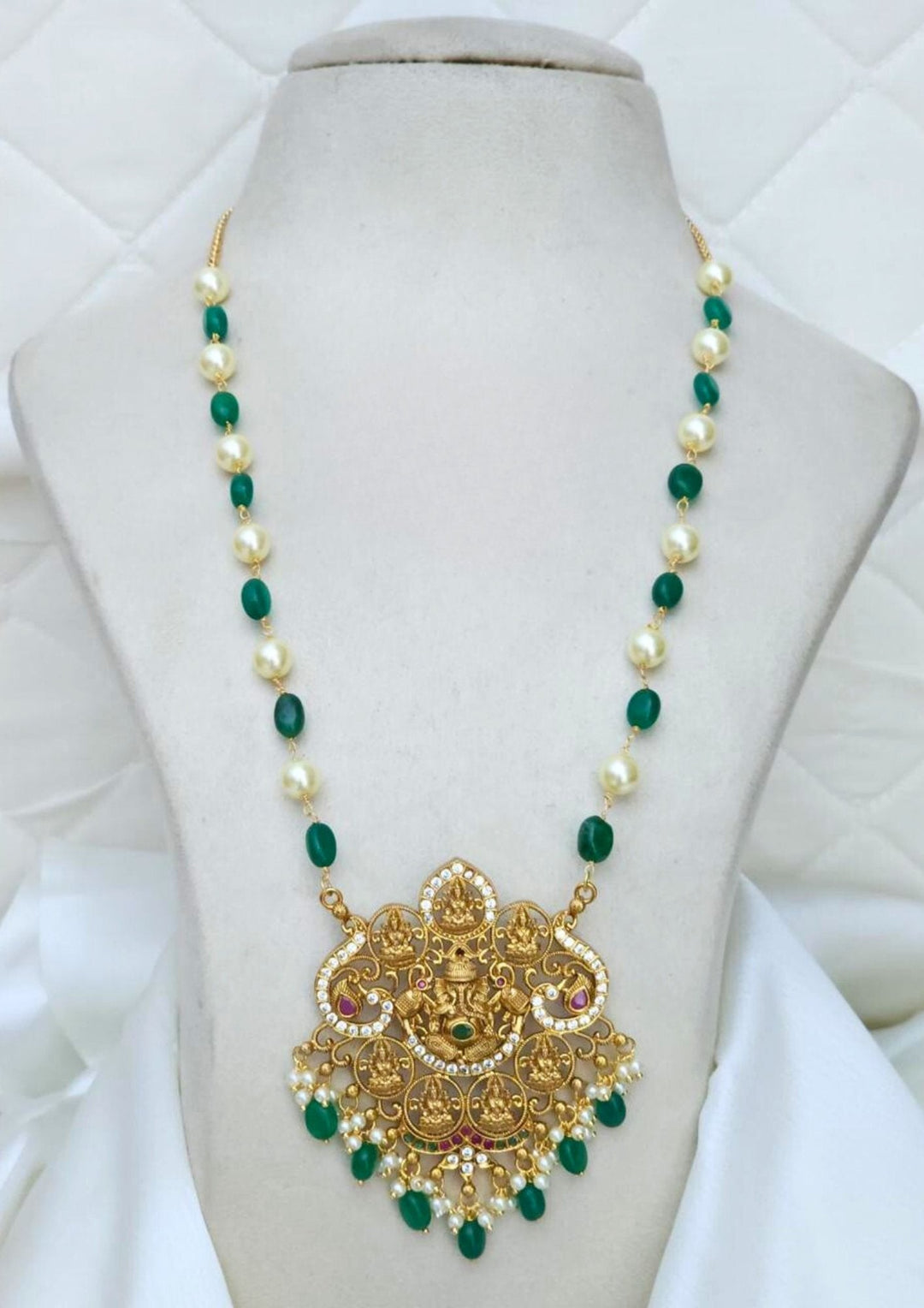 Kundan and beads temple jewelry necklace an 69