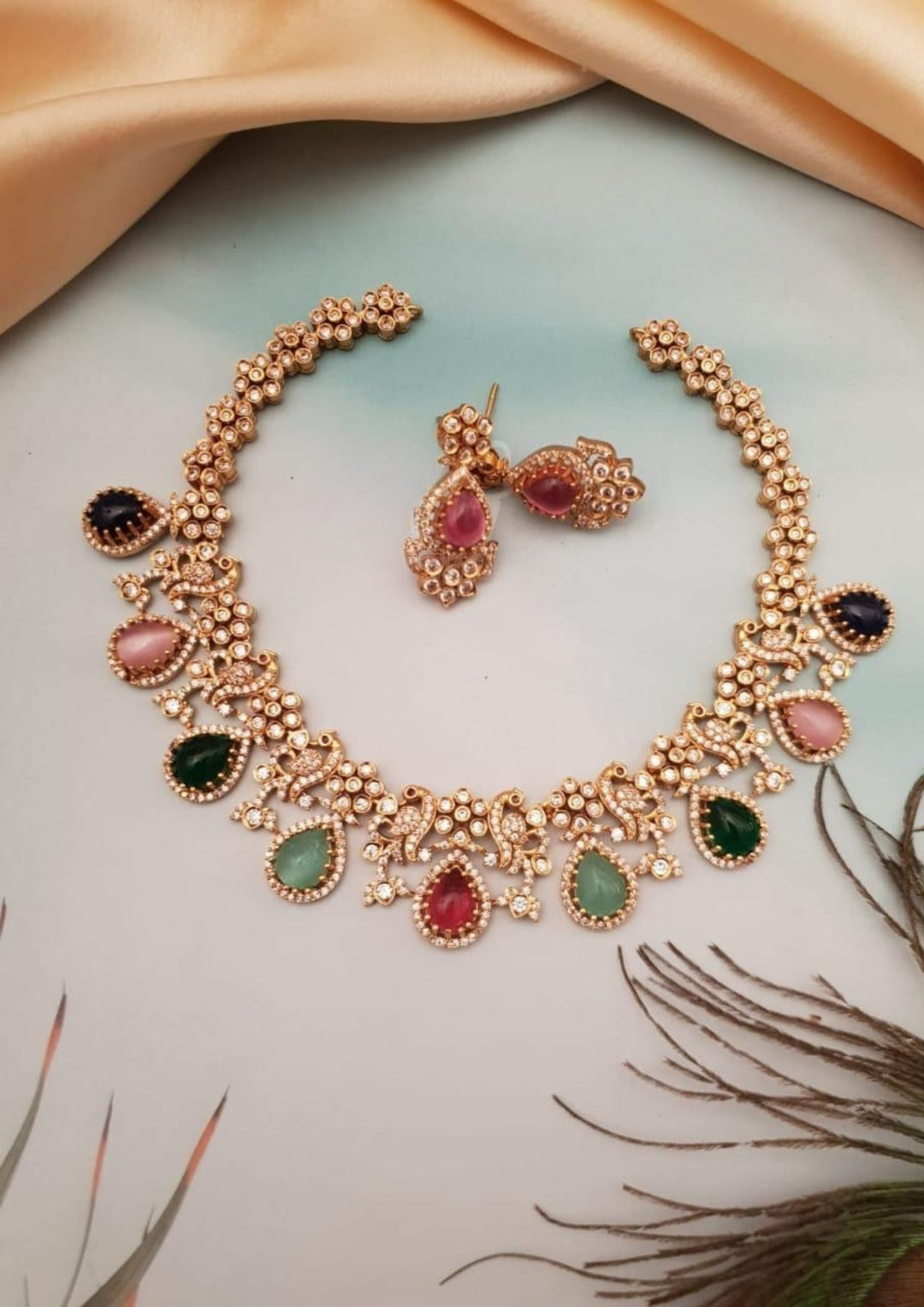 Kundan stone necklace with earrings g101360