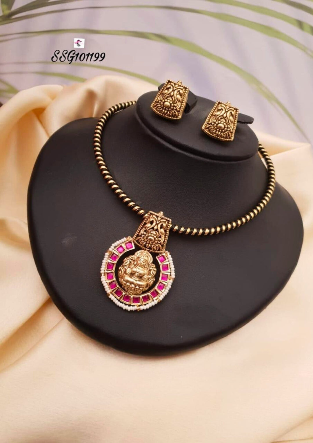 Jadau kundan stone temple jewelry necklace with earrings g101199