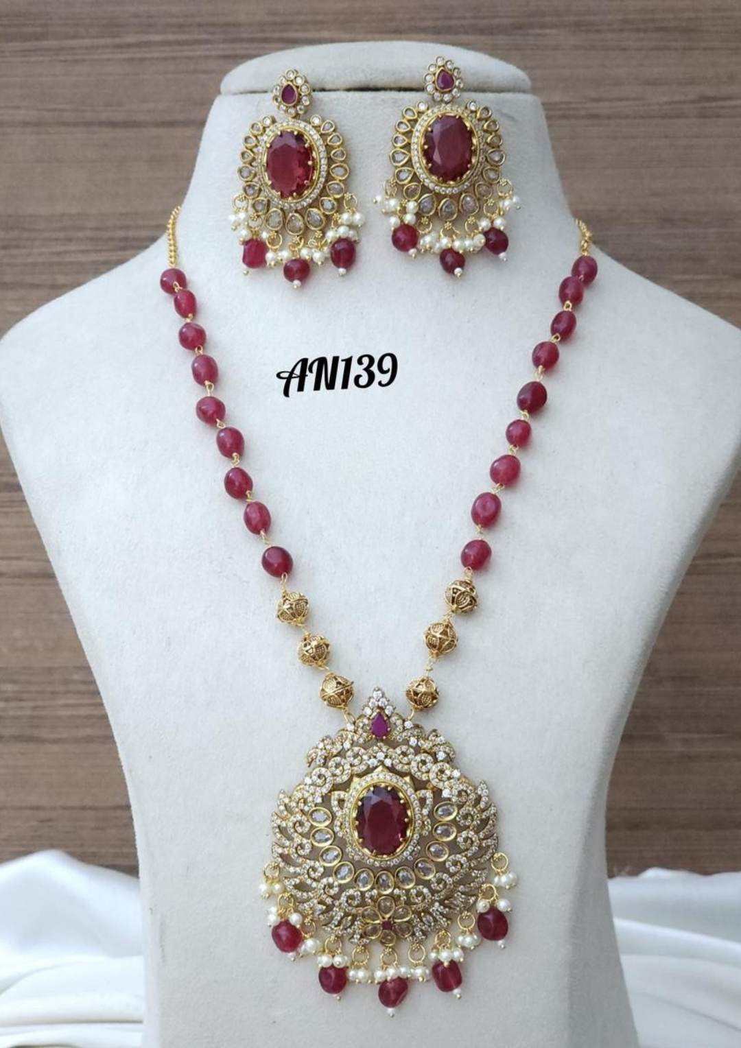 Kundan and beads necklace with earrings AN 139