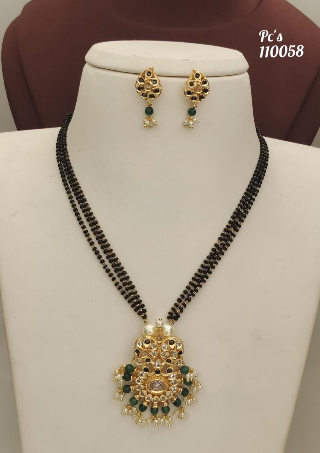 Kundan and black beads mangalsutra set pcs 110058