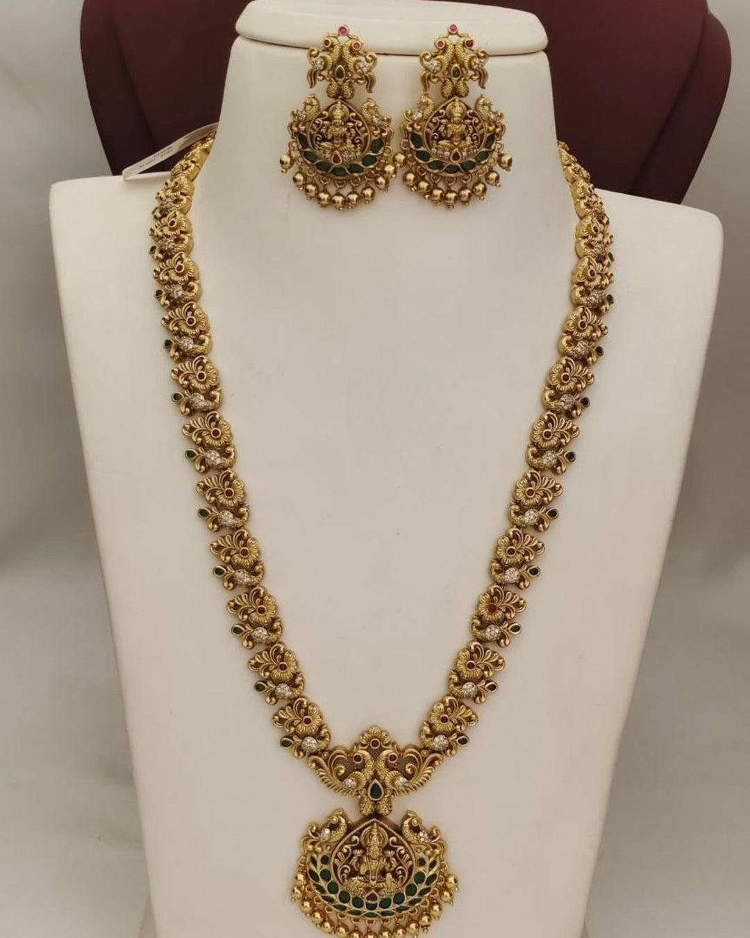 Kundan Temple Necklace with Earrings s 320082