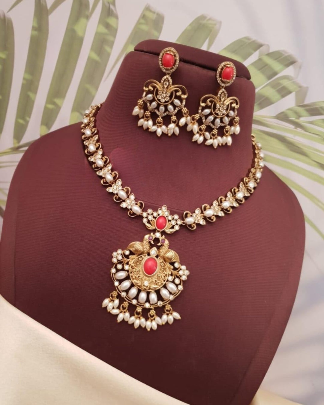 Kundan Necklace with Earrings g 101499