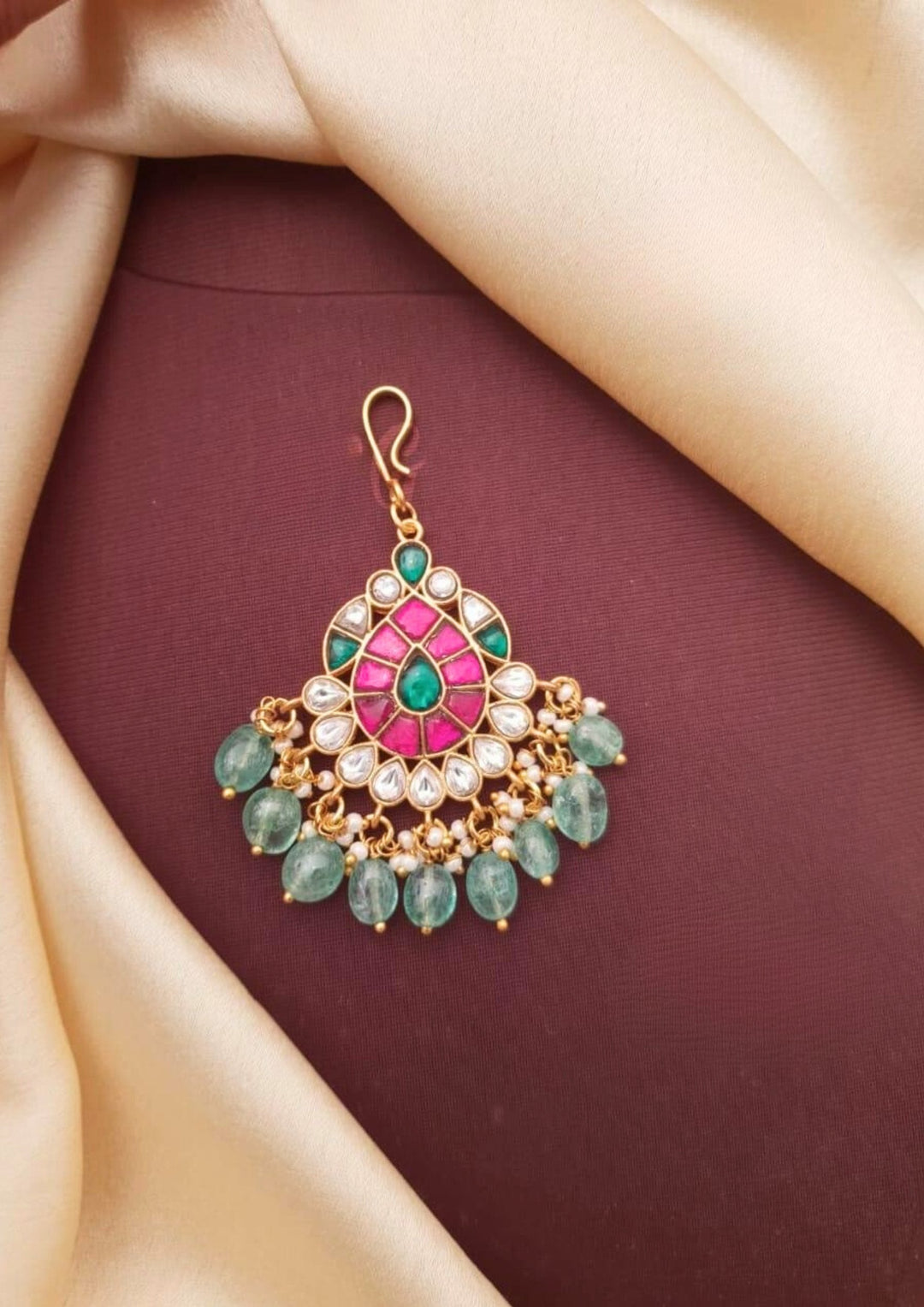 Jadau kundan and beads mangtikka g10890