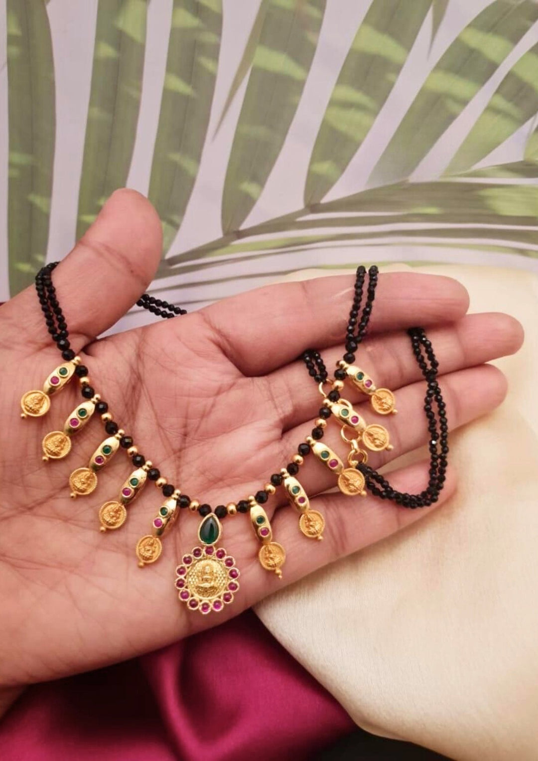 Kundan and black beads temple jewelry mangalsutra ssg10500