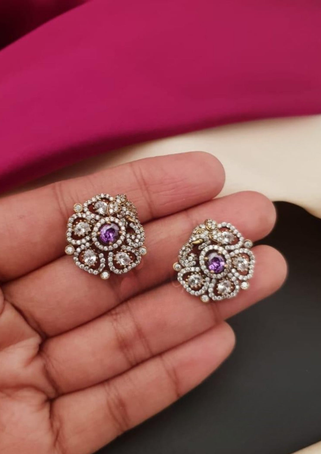 Kundan stone earrings g 10499