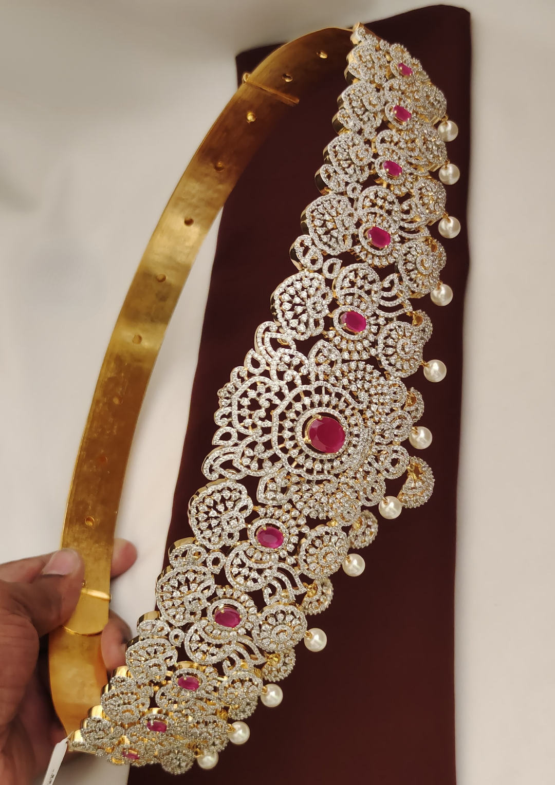 American diamond stones hipbelt (vaddanam) pcs 520084
