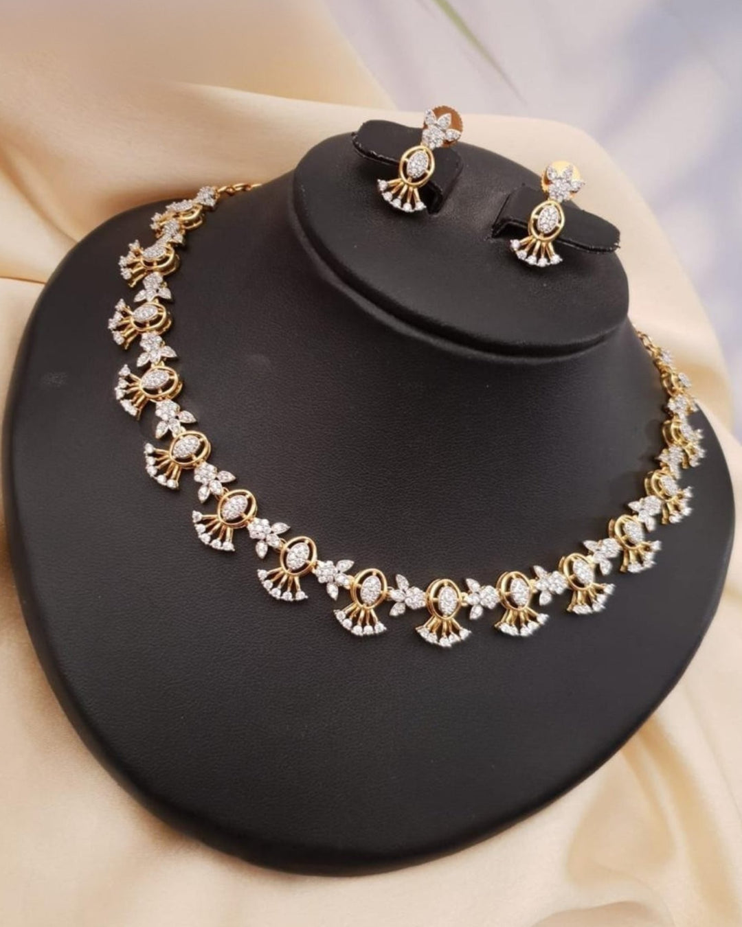 Pure Zirconian Diamond  Necklace with Earrings g 101020