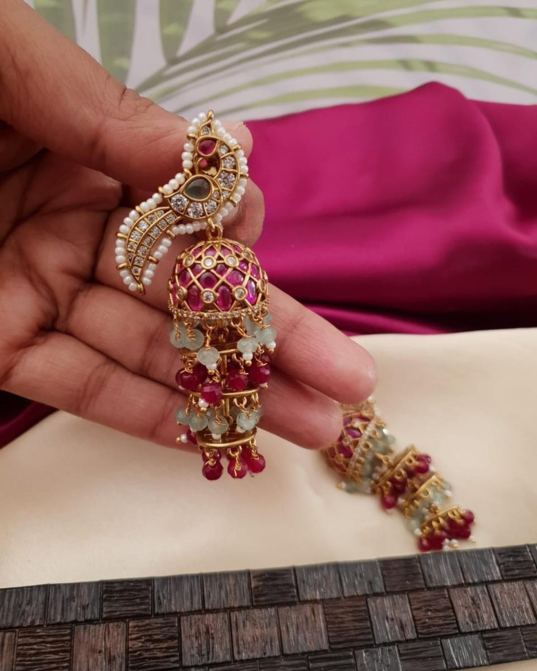 Kundan Jhumkas g 101020