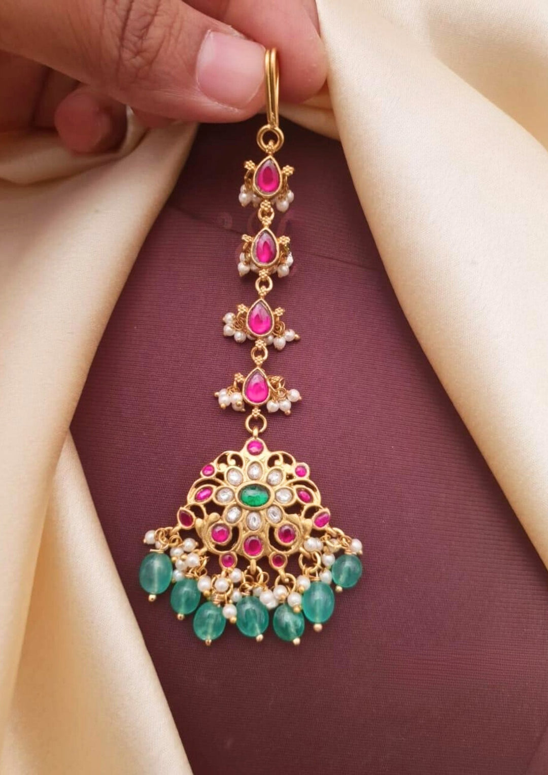 Jadau kundan and beads mangtikka g10850