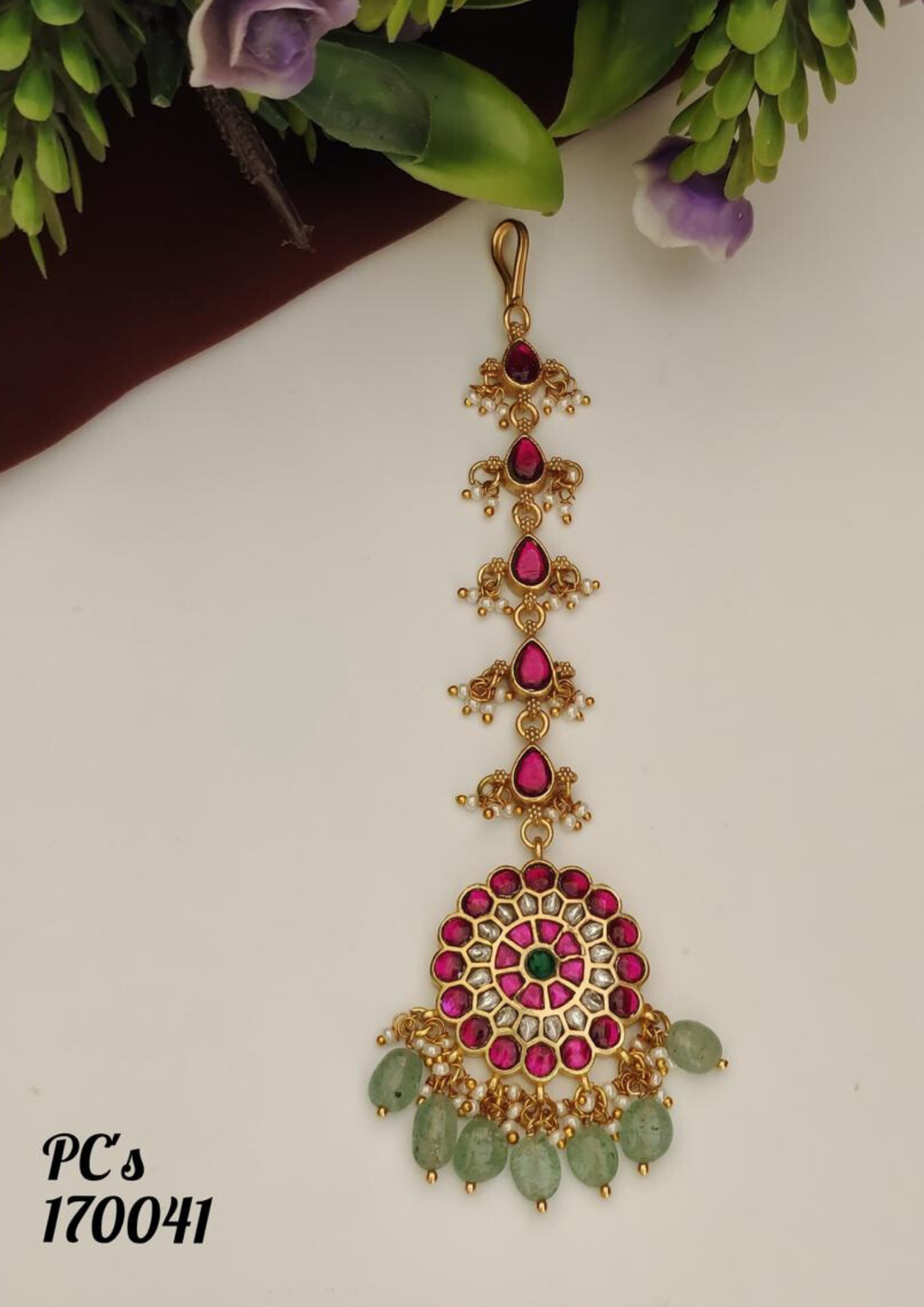 Jadau kundan and beads mangtikka PC 170041
