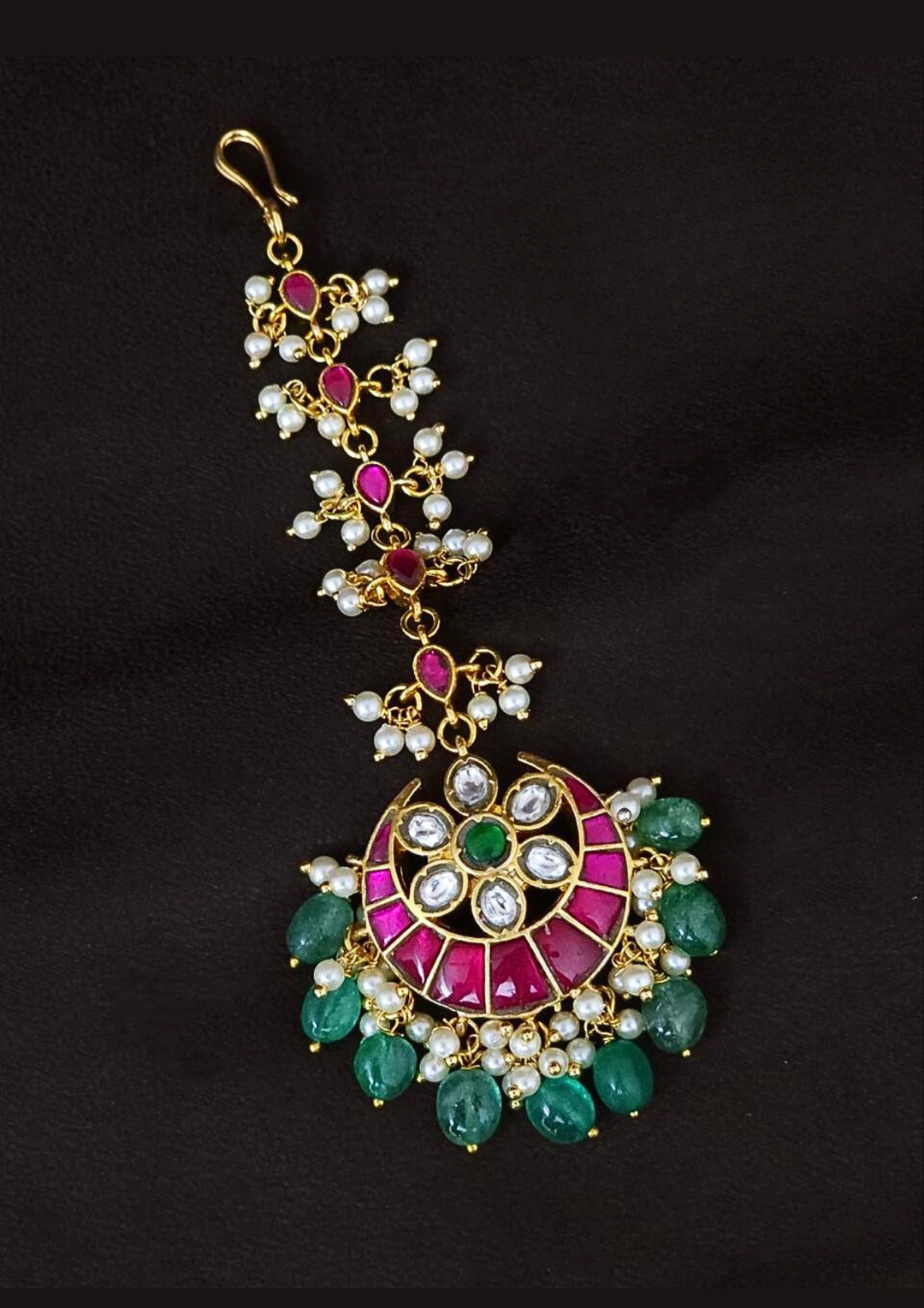 Jadau kundan and beads mangtikka r10780