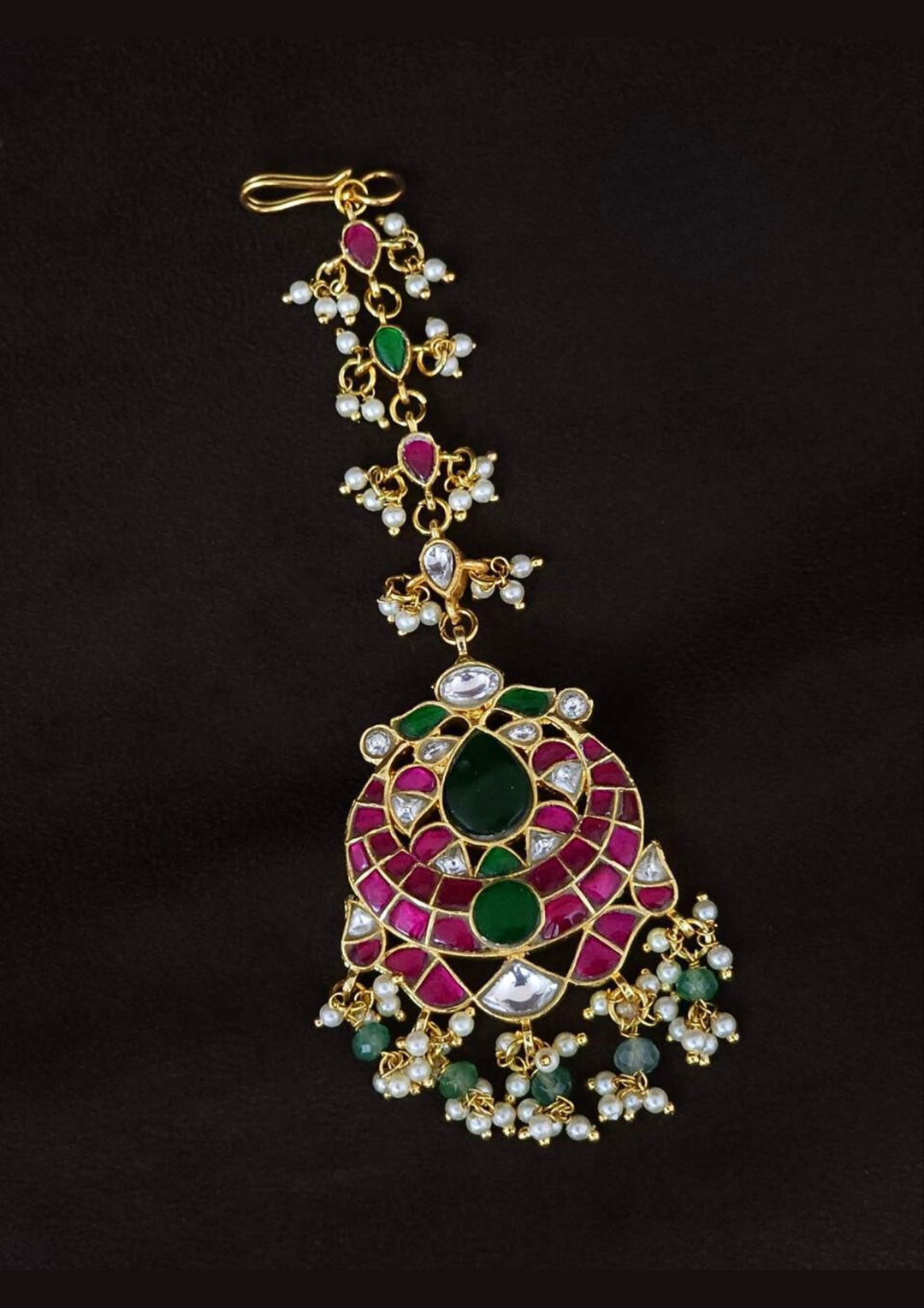 Jadau kundan and beads mangtikka r101340