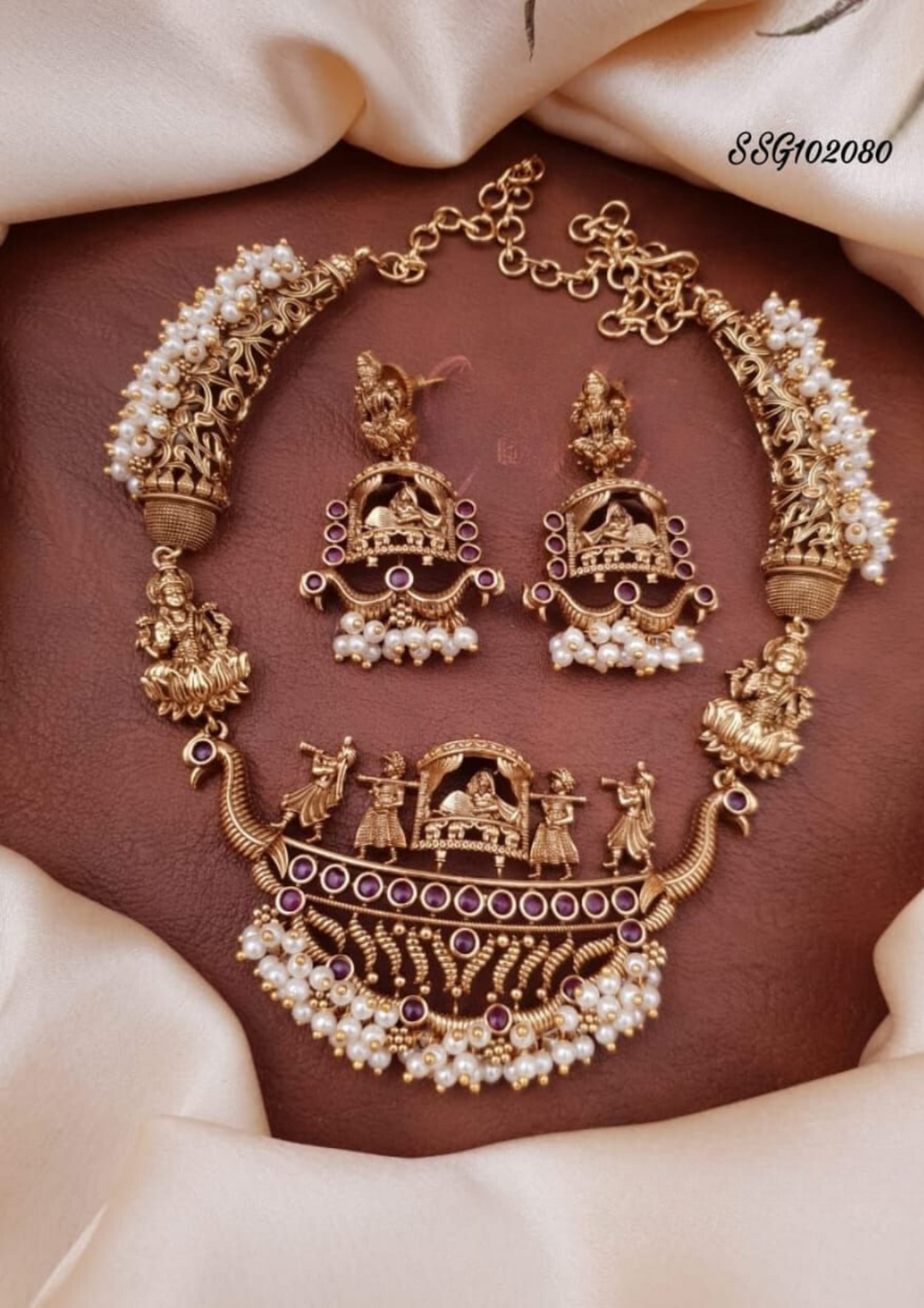 Kundan and beads necklace with earrings ssg 102080