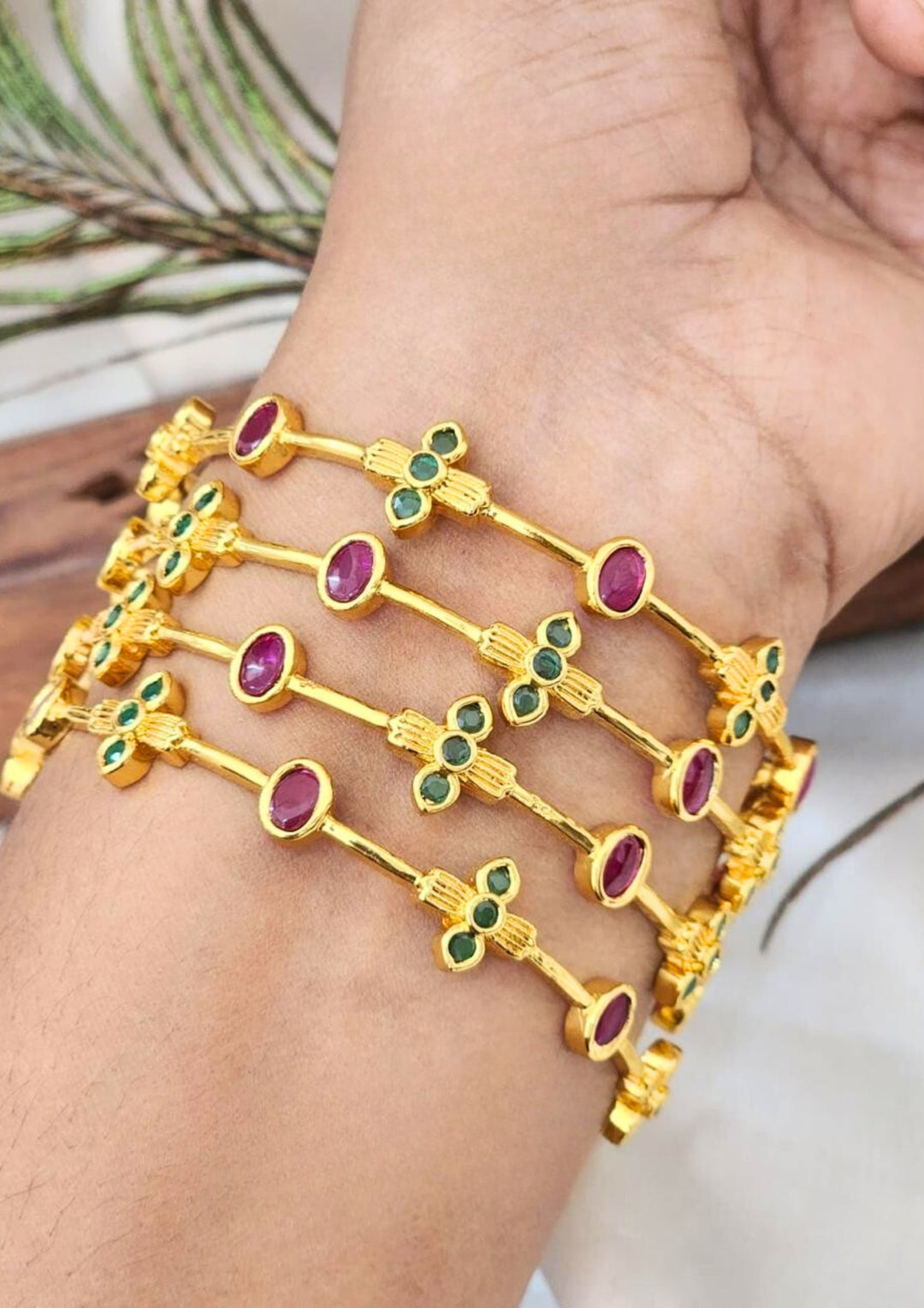 Kundan stone bangles r10880 (set of 4)