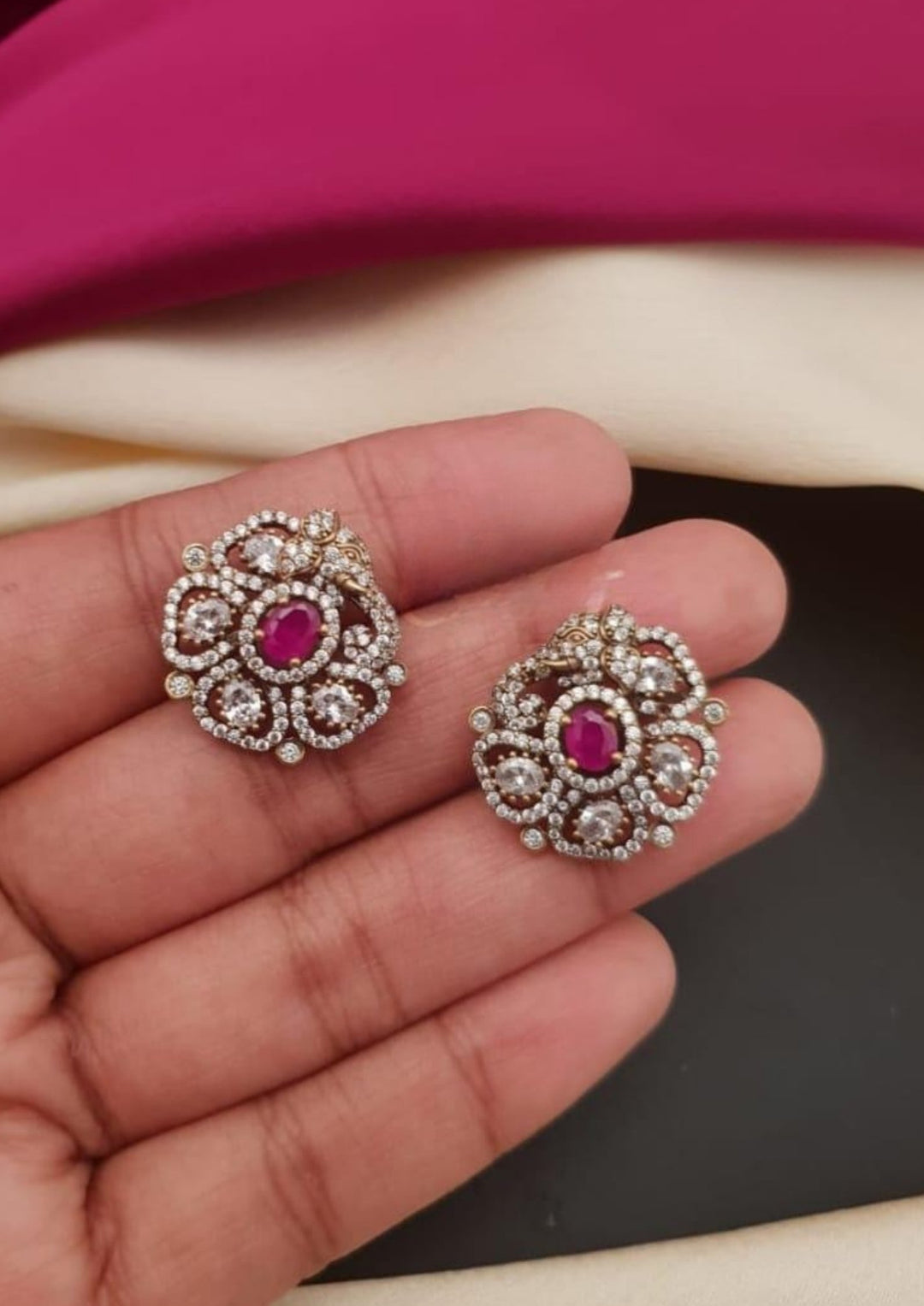 Kundan Stone Studs g10399