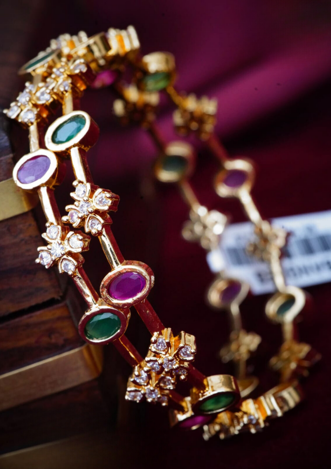 Kundan stone bangles yle 110 (set of 2)