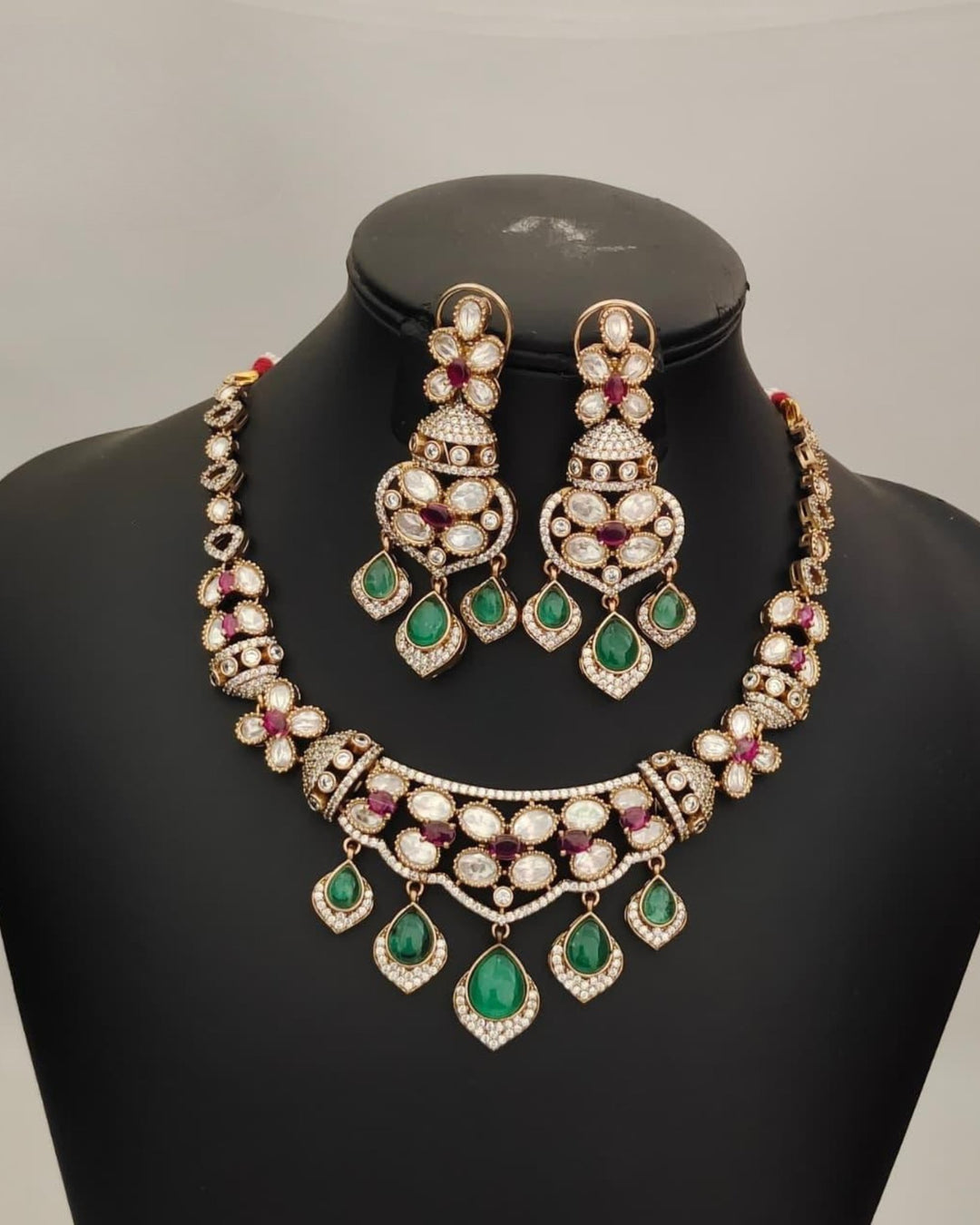Kundan Necklace with Earrings s 400063