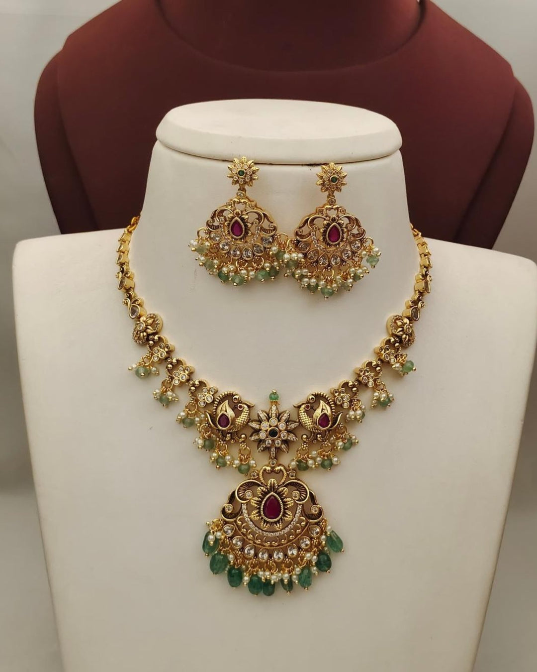 Kundan Necklace with Earrings s 210571