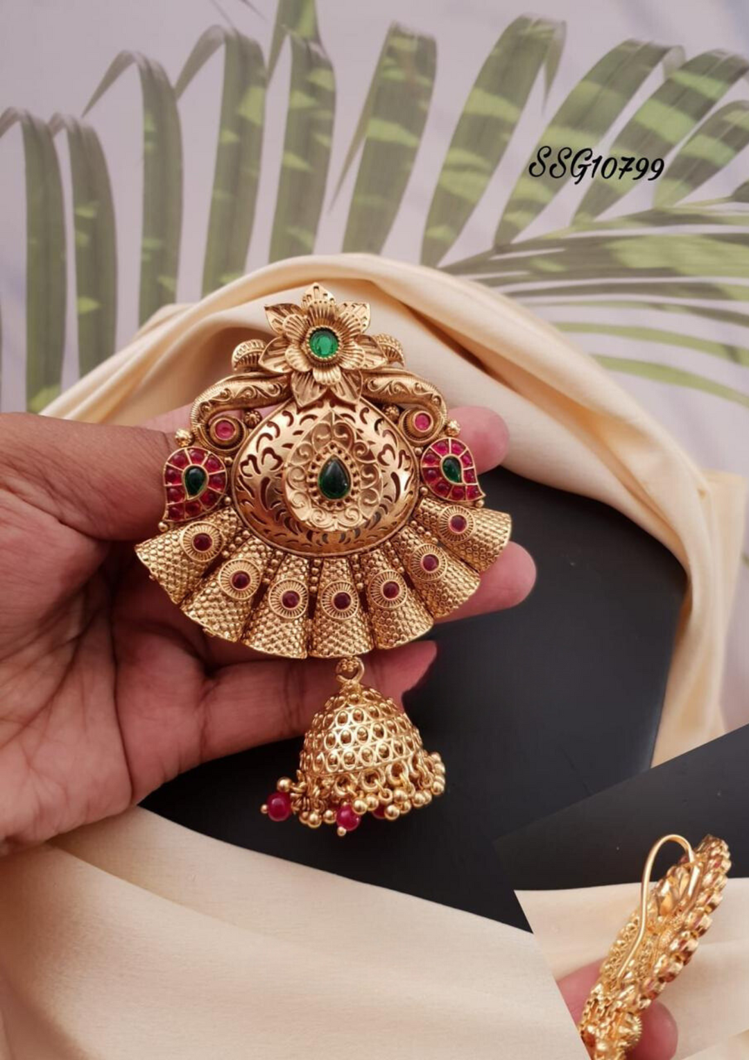 Kundan and beads hair accessories g10799