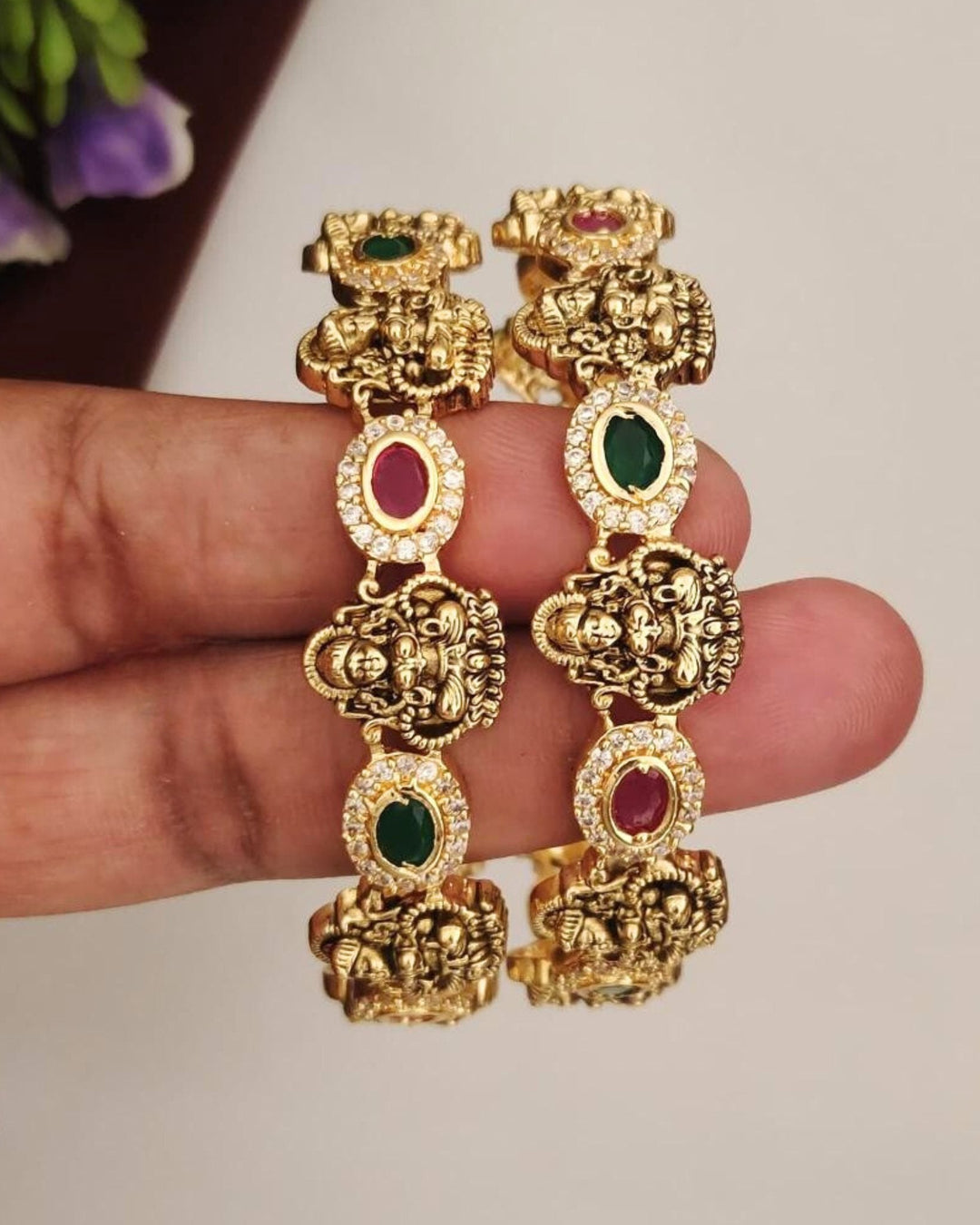 Kundan stone temple jewelry bangles s95007 (set of 2)