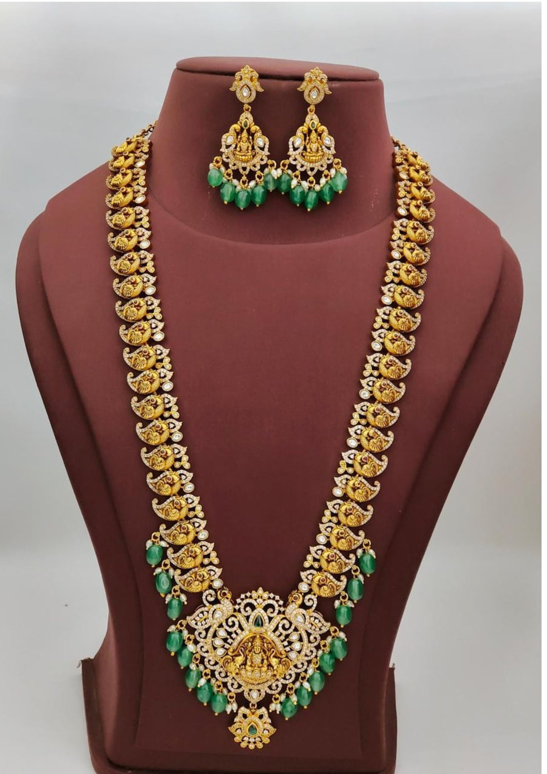 Kundan Temple Necklace With Earrings s 450004