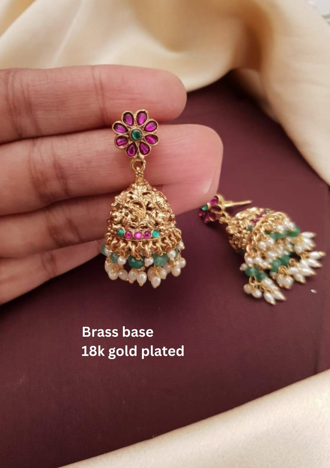 Kundan Jhumkas g 101110