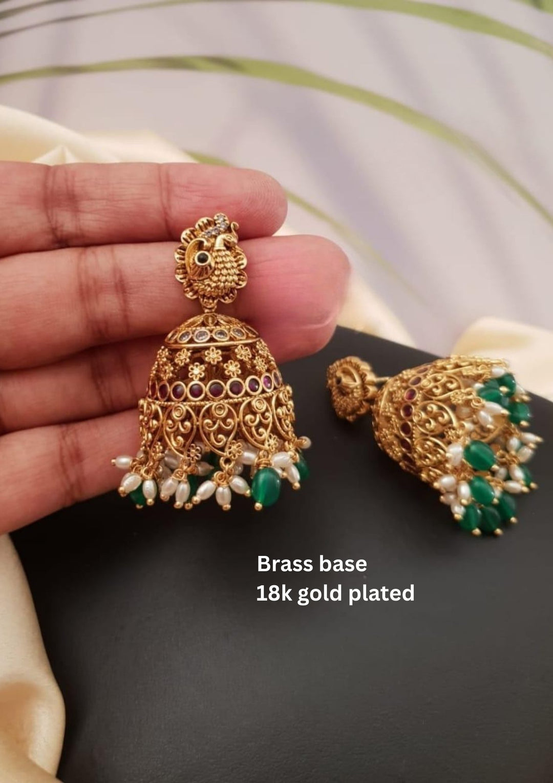 Kundan Jhumkas g10799