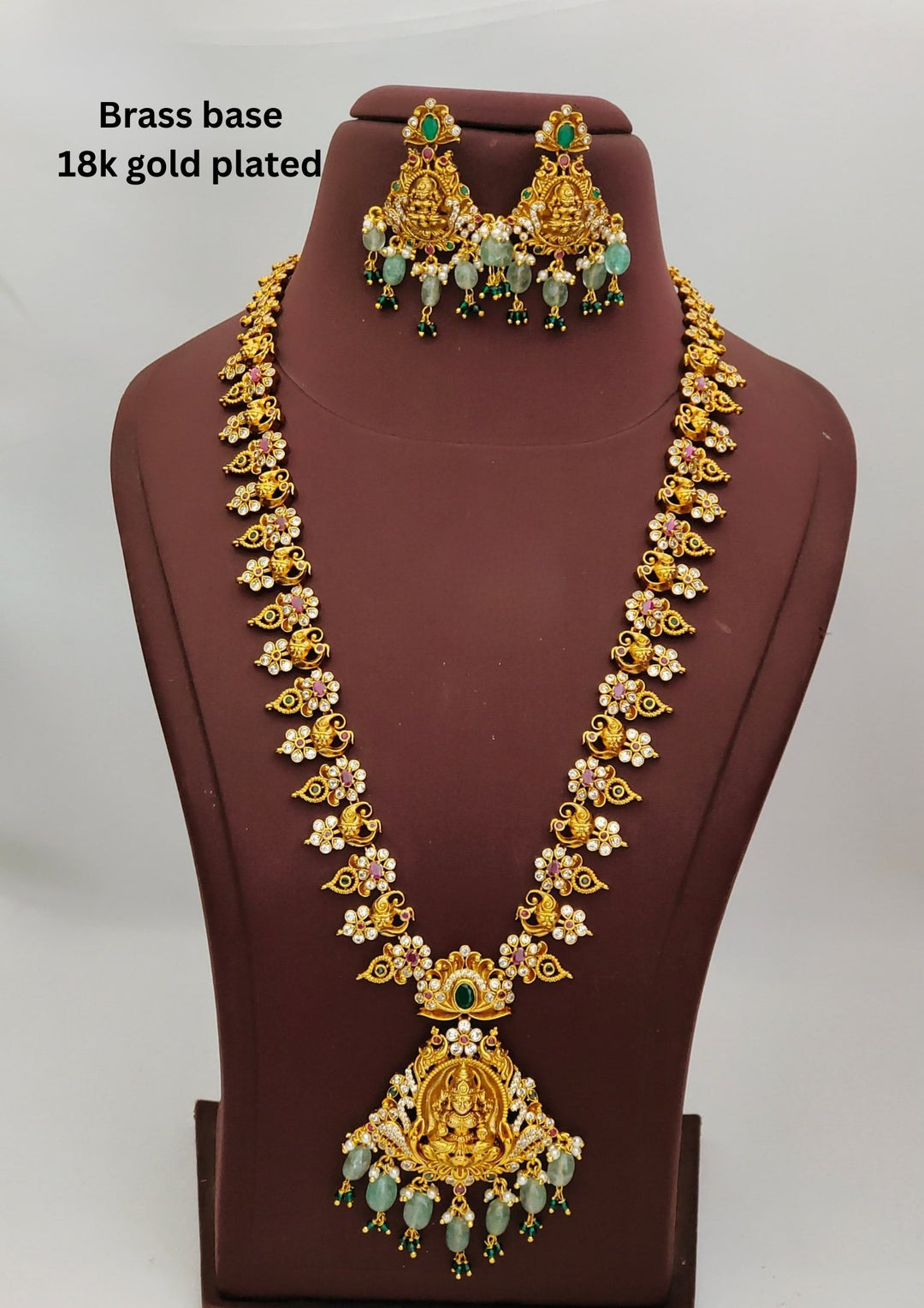 Kundan Temple Necklace with Earrings s300062
