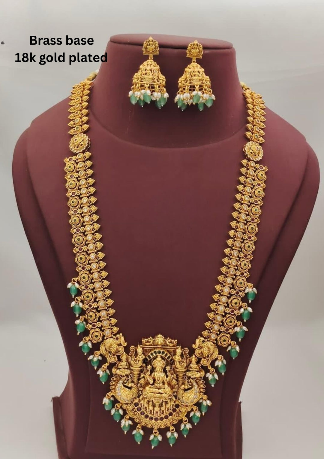 Kundan Temple Necklace with Earrings s560025