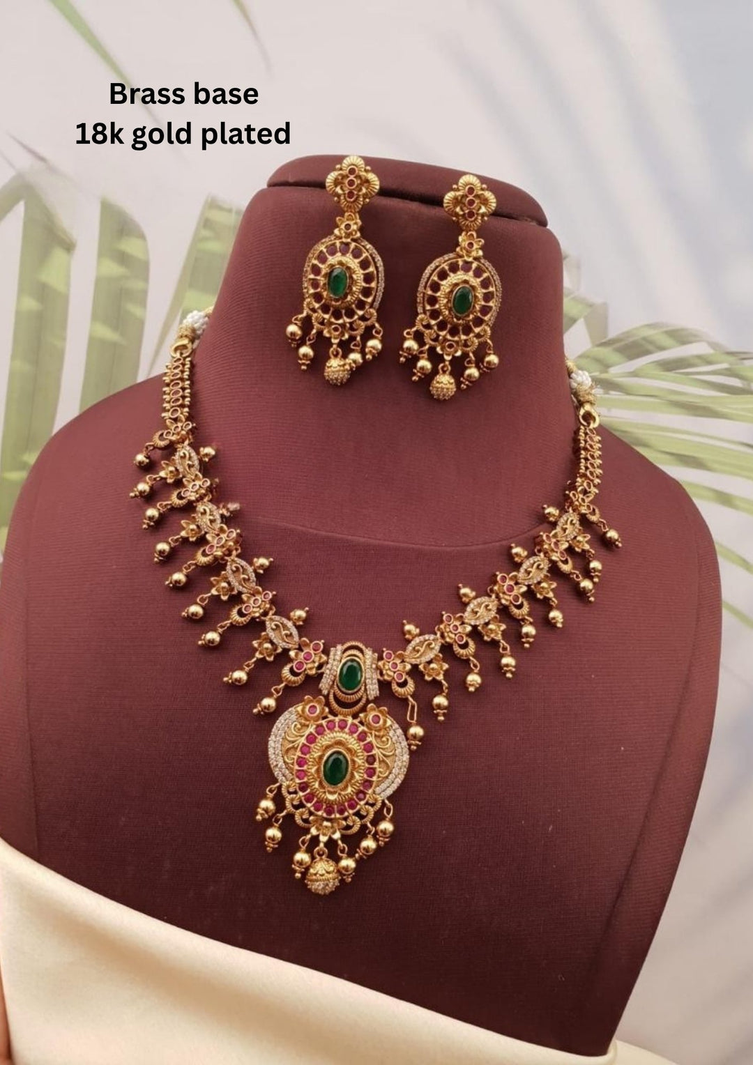 Kundan Necklace with Earrings g101050