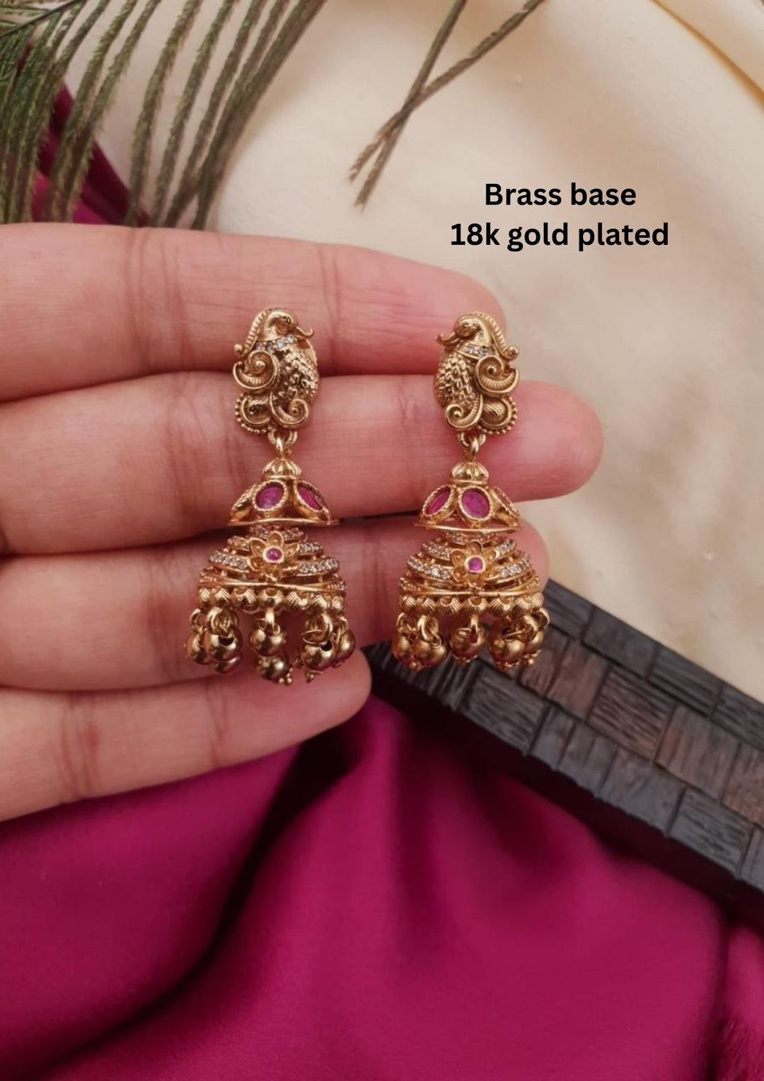 Kundan Jhumkas g10480