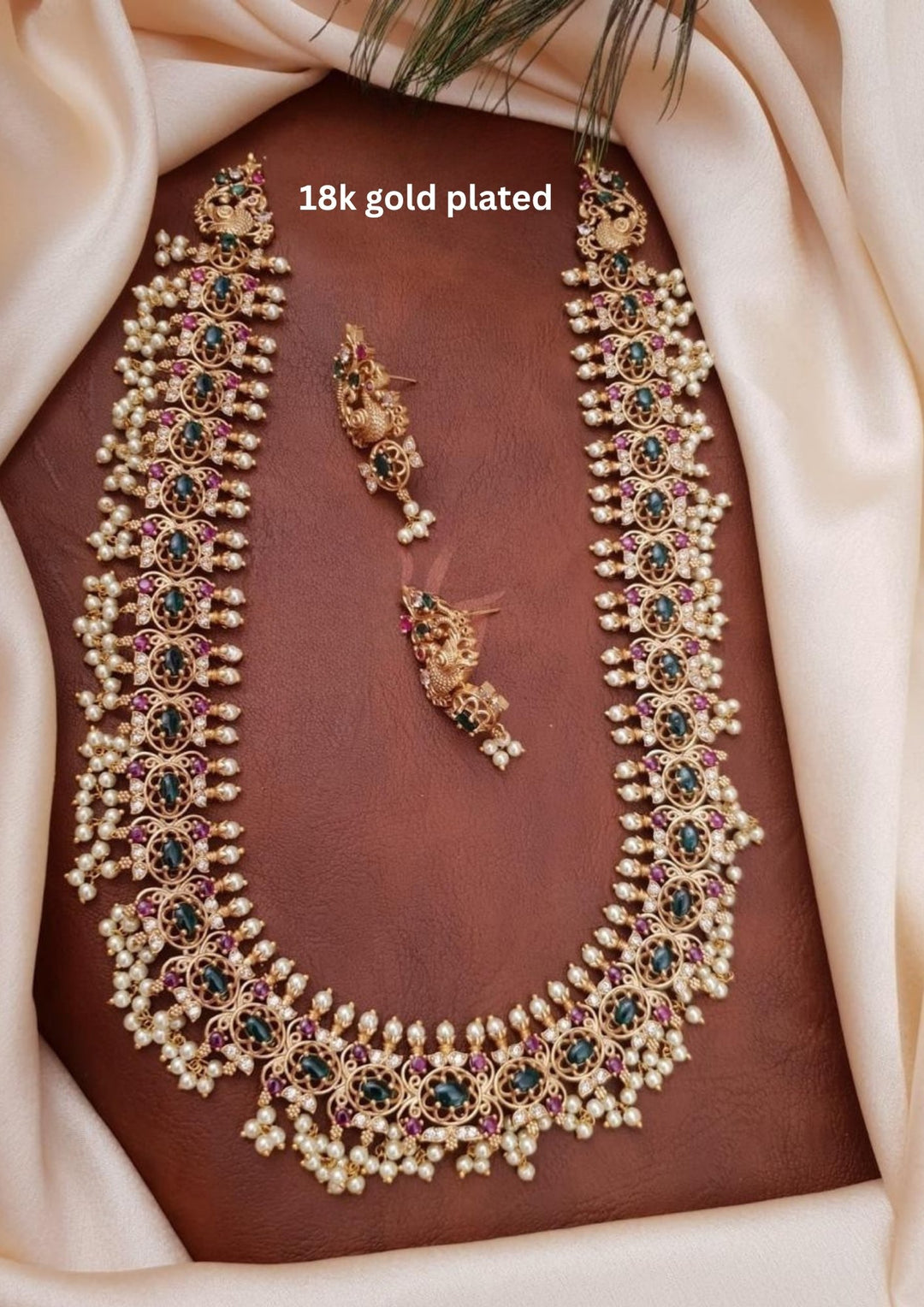 Kundan  Necklace with Earrings g101999