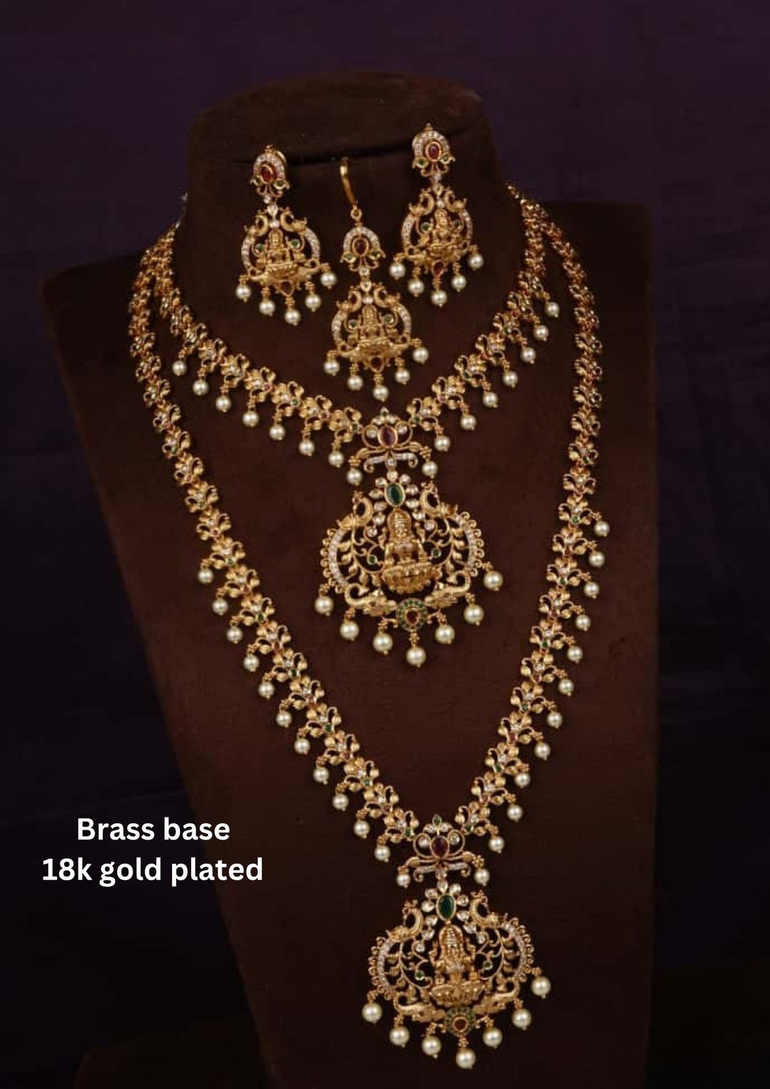 Kundan Temple Necklace with Earrings and Mangtikka c1014520