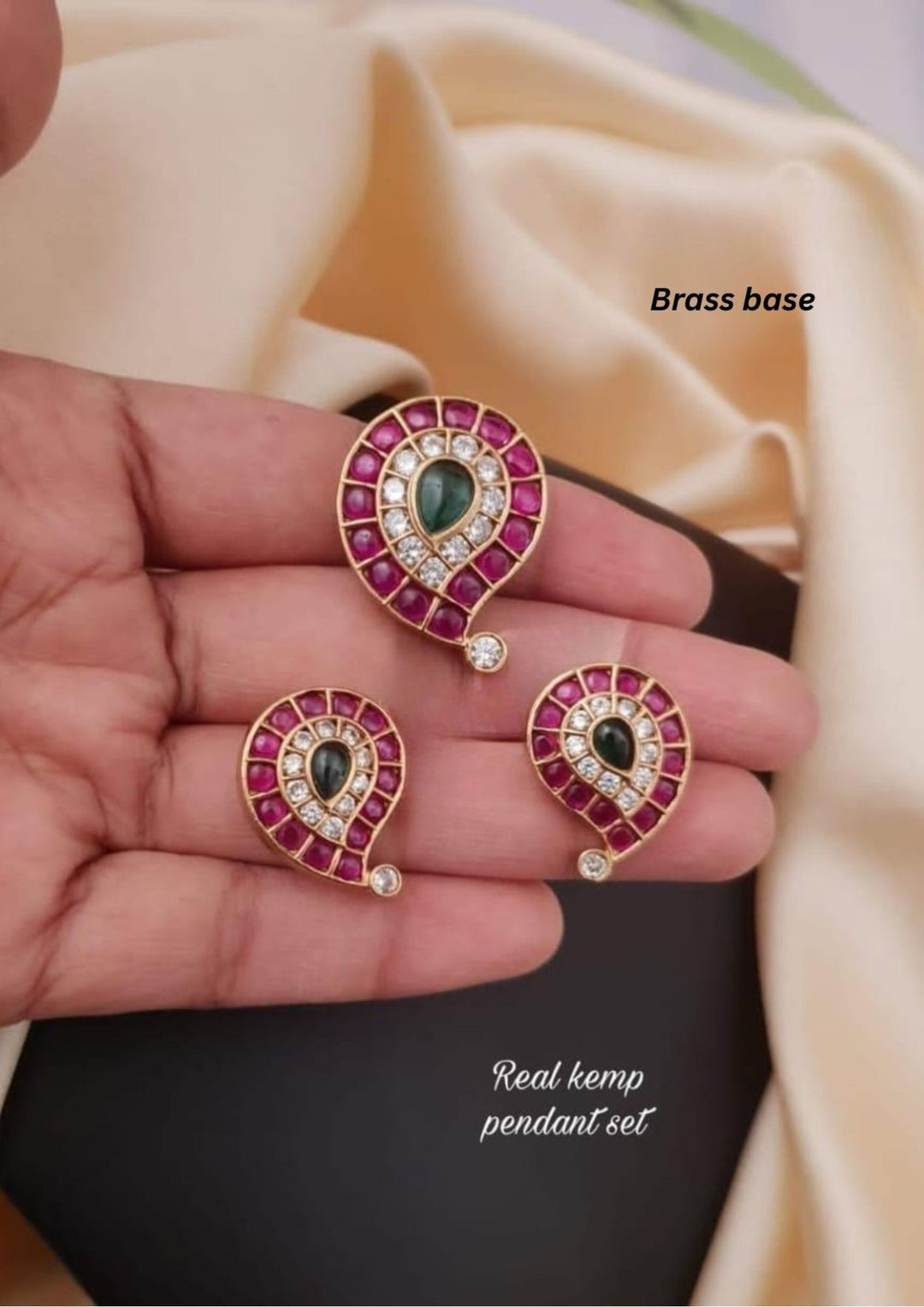 Kundan Brass Base Necklace With Earrings g 10650